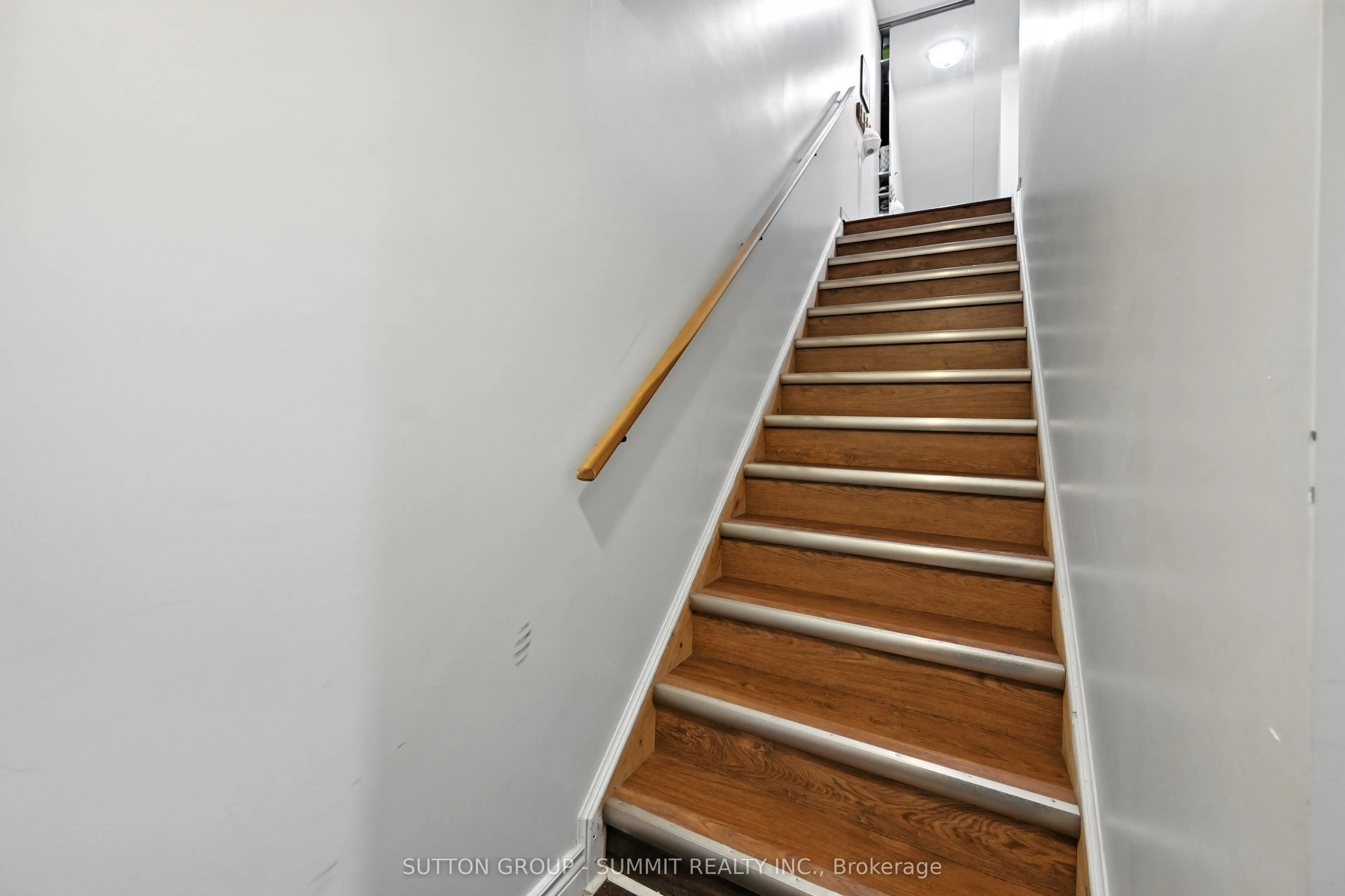 515 North Service Road, #49