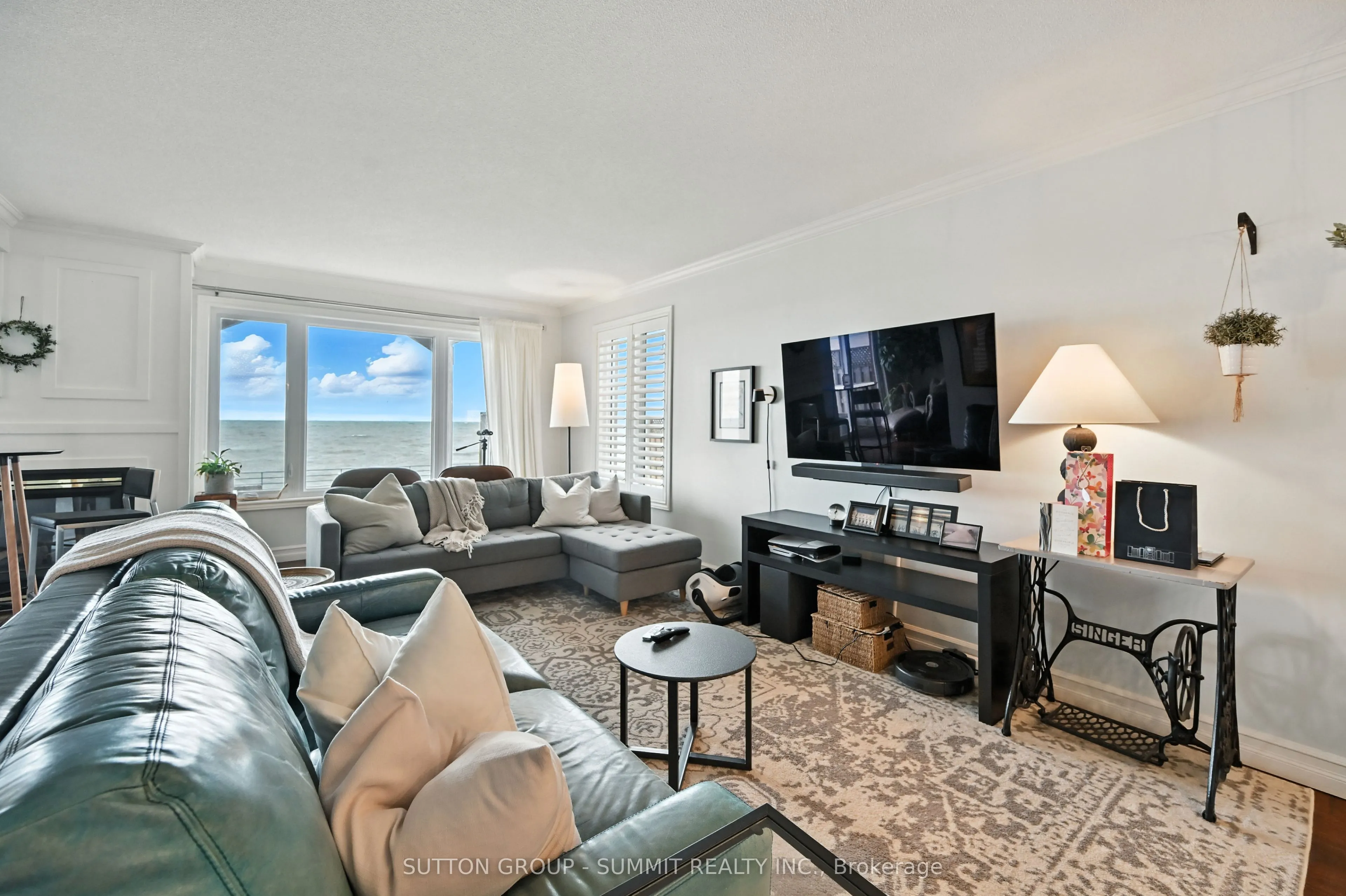 515 North Service Road, #49