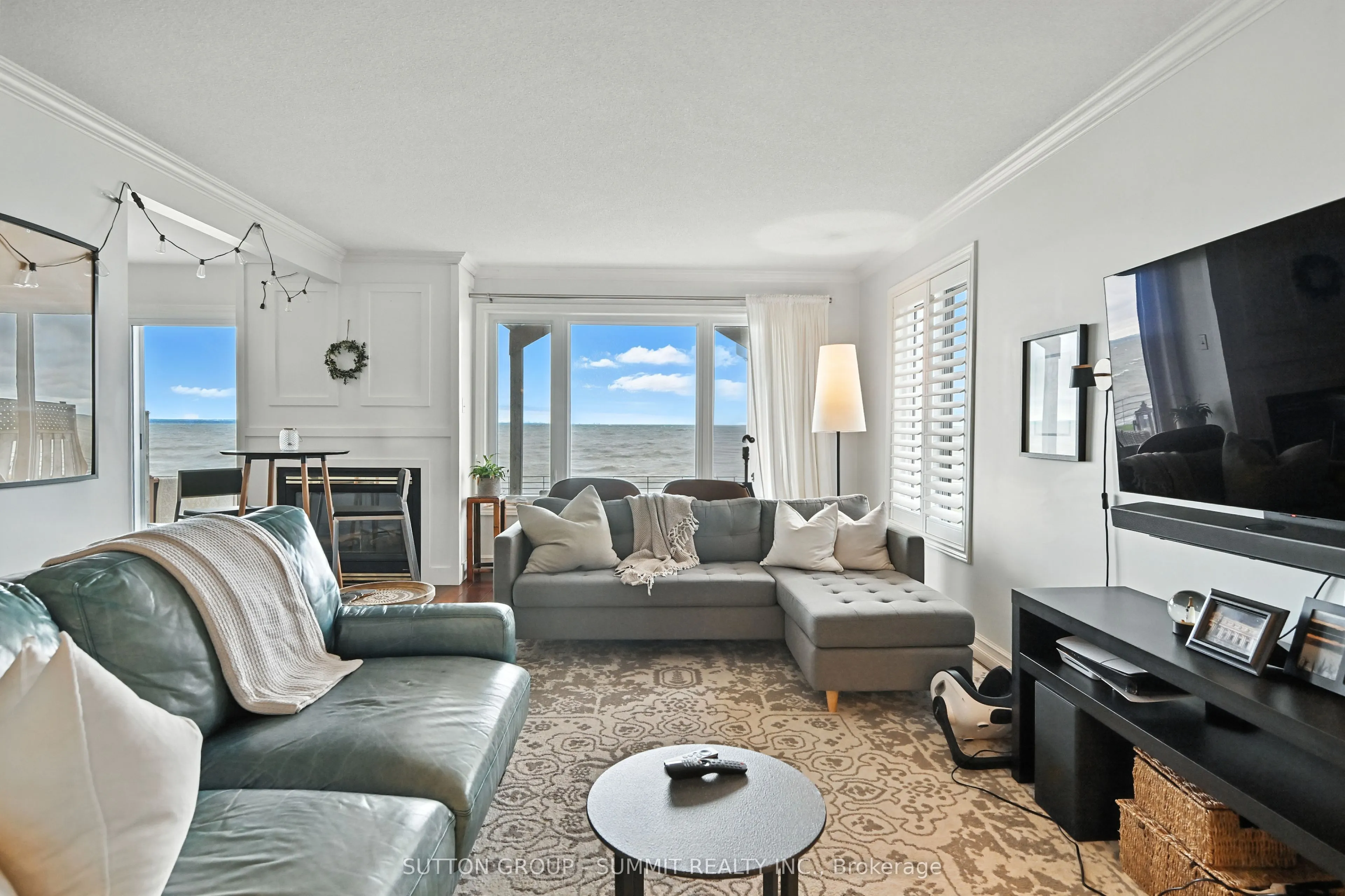 515 North Service Road, #49