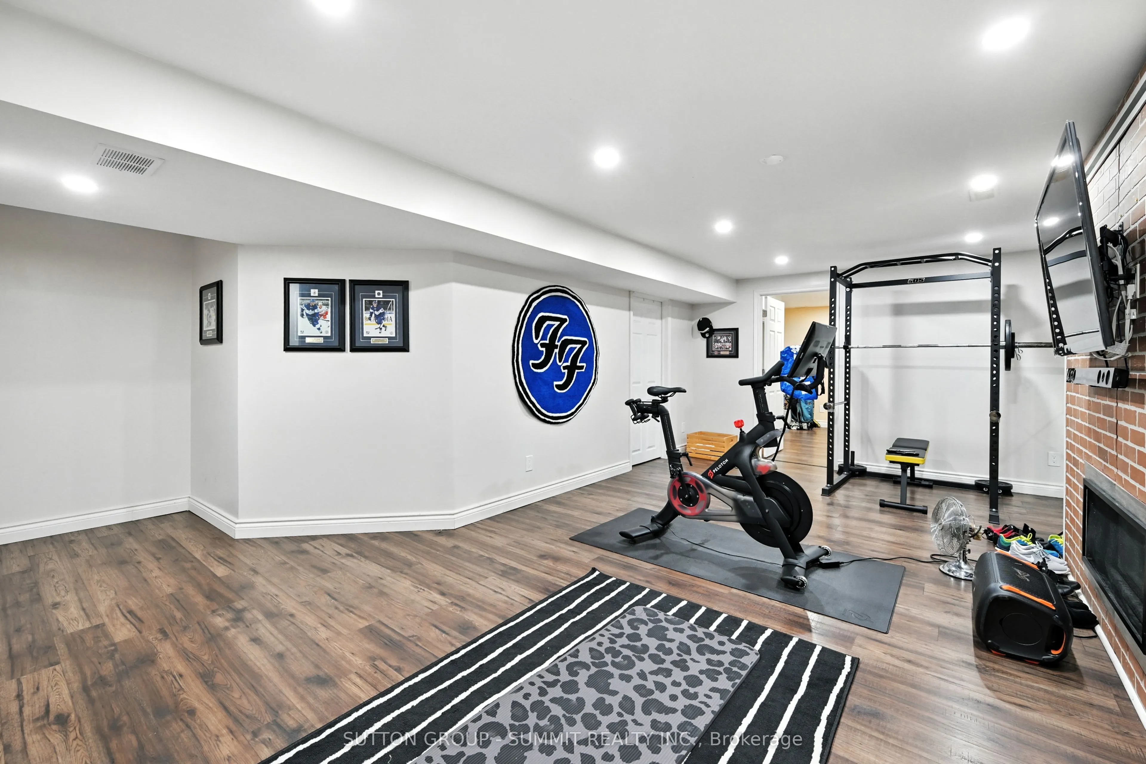 515 North Service Road, #49