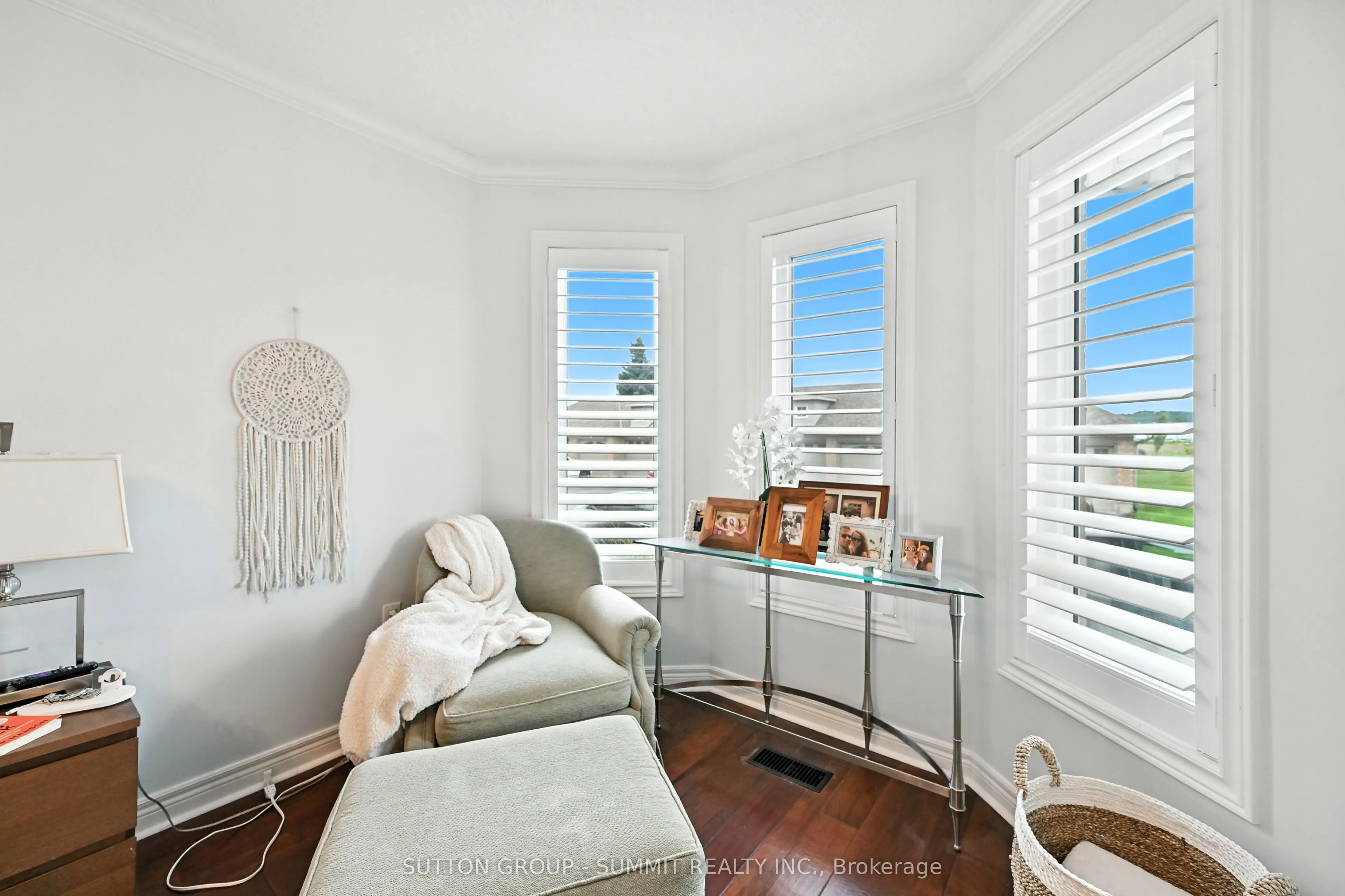 515 North Service Road, #49