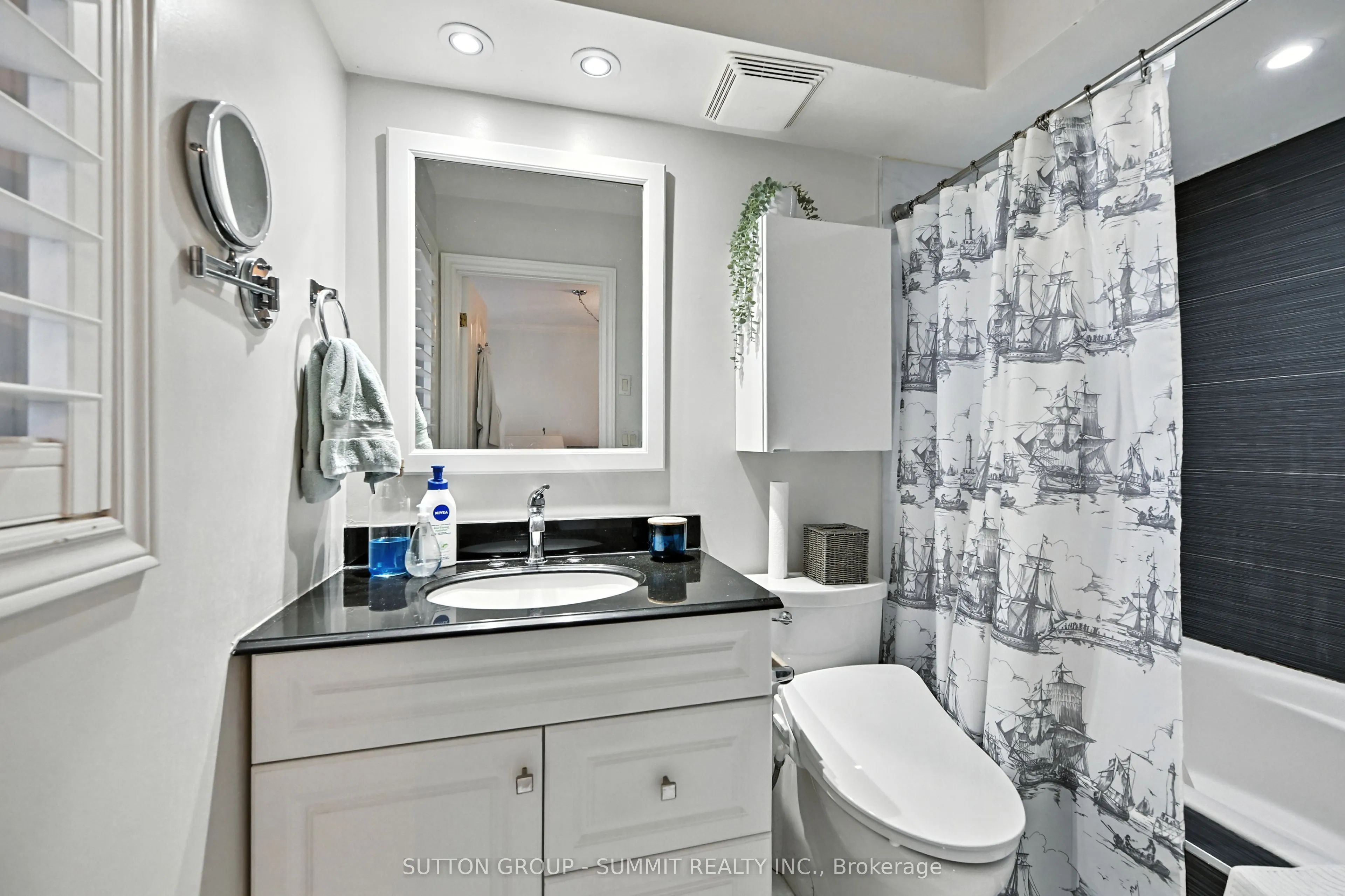 515 North Service Road, #49