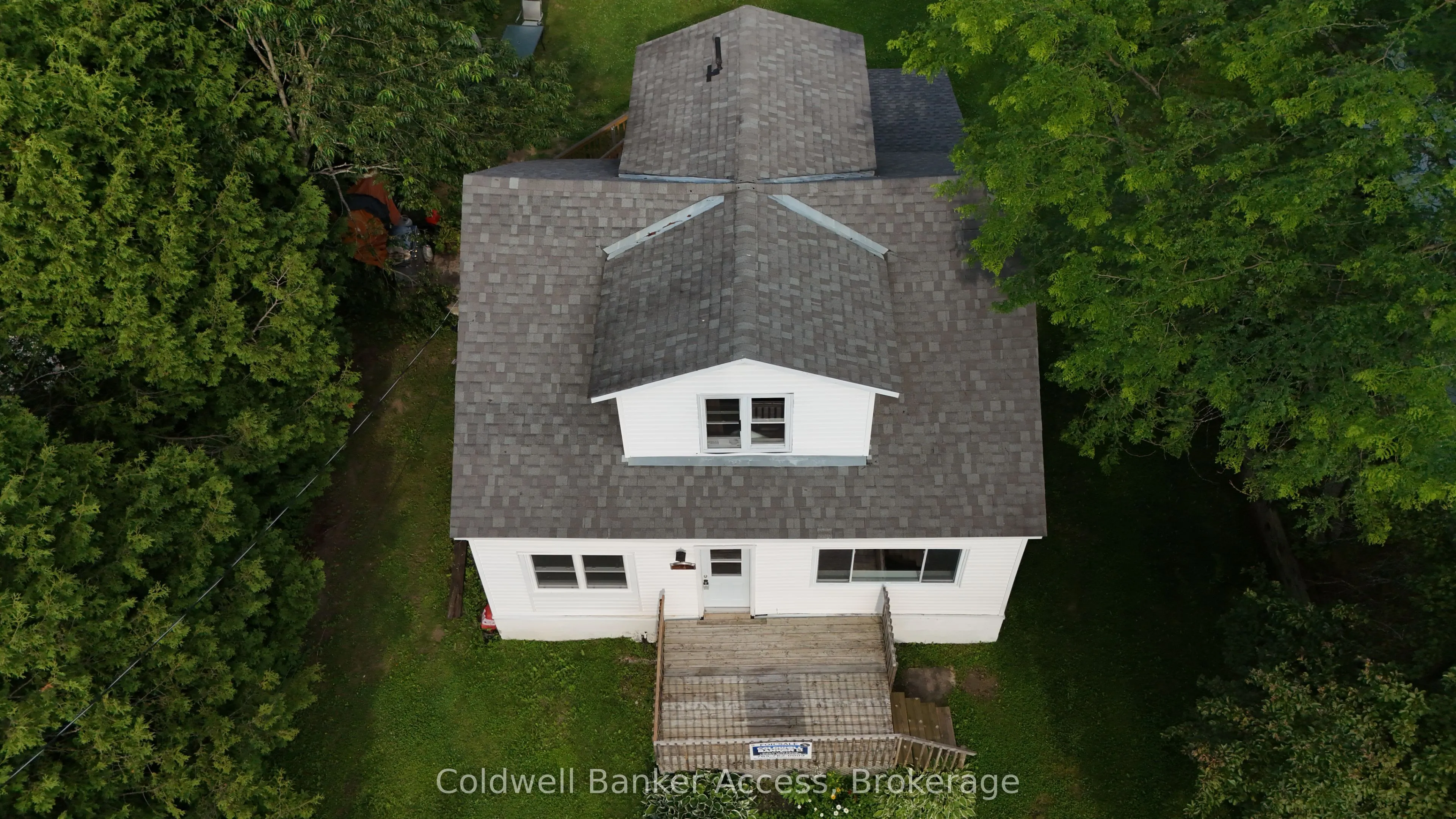 14 Joseph Street, #Main and Upper