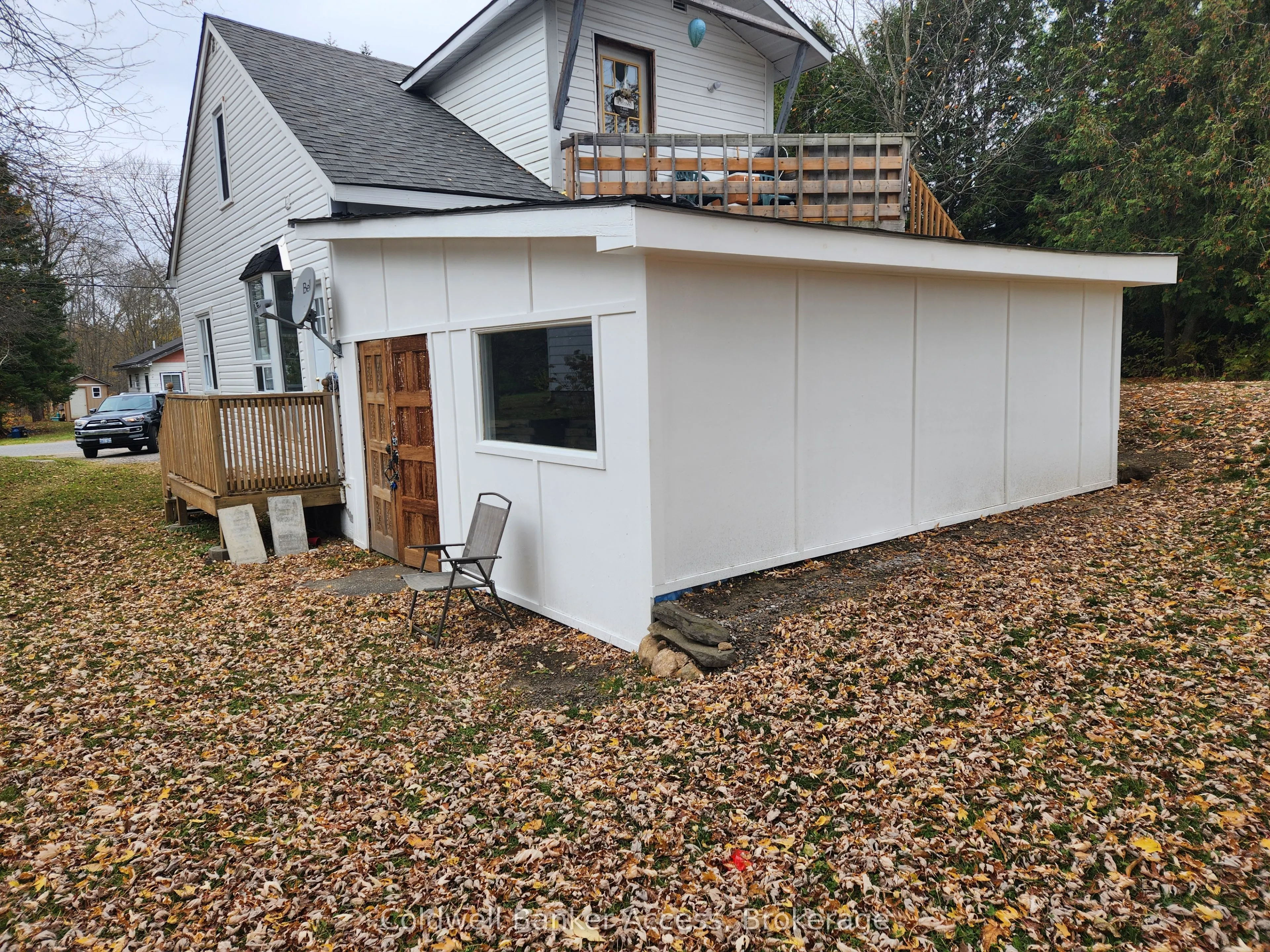 14 Joseph Street, #Main and Upper