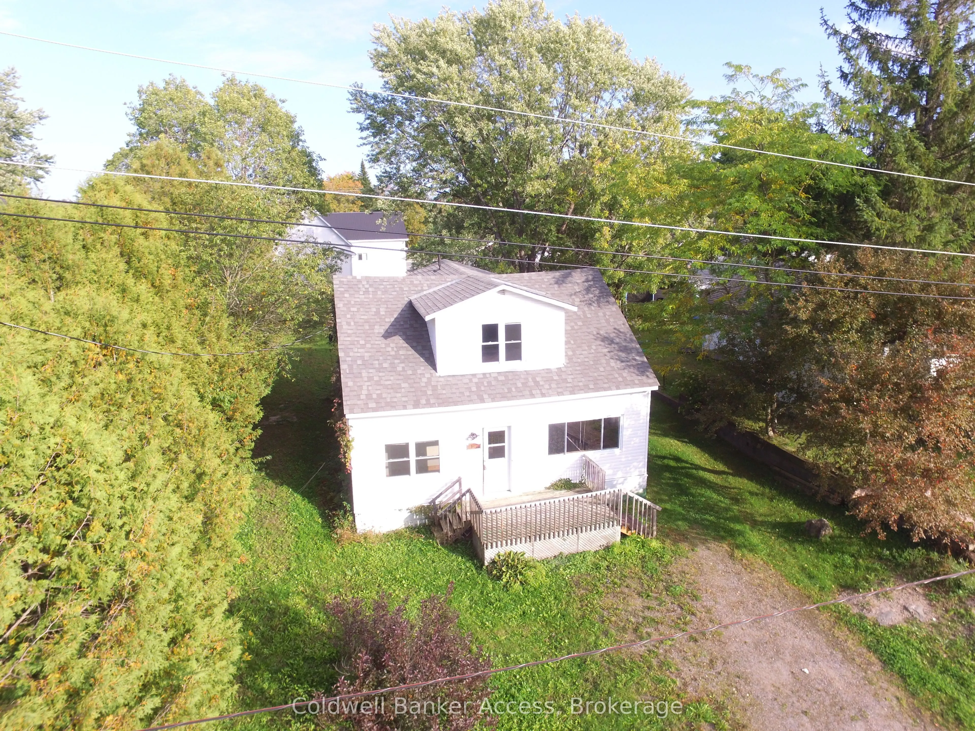 14 Joseph Street, #Main and Upper