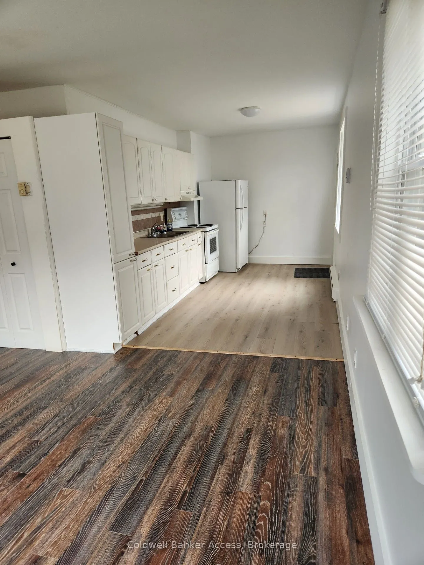 14 Joseph Street, #Main and Upper