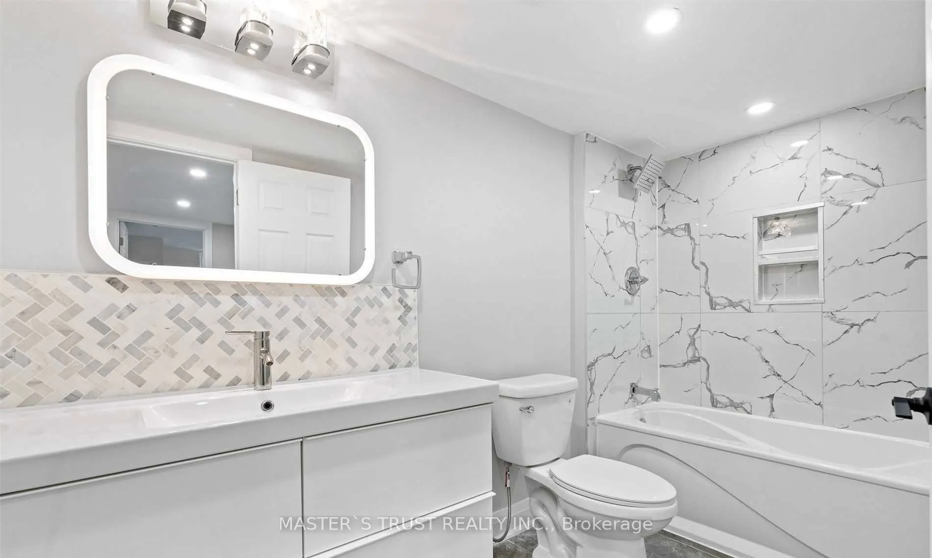 25 Spring garden Boulevard