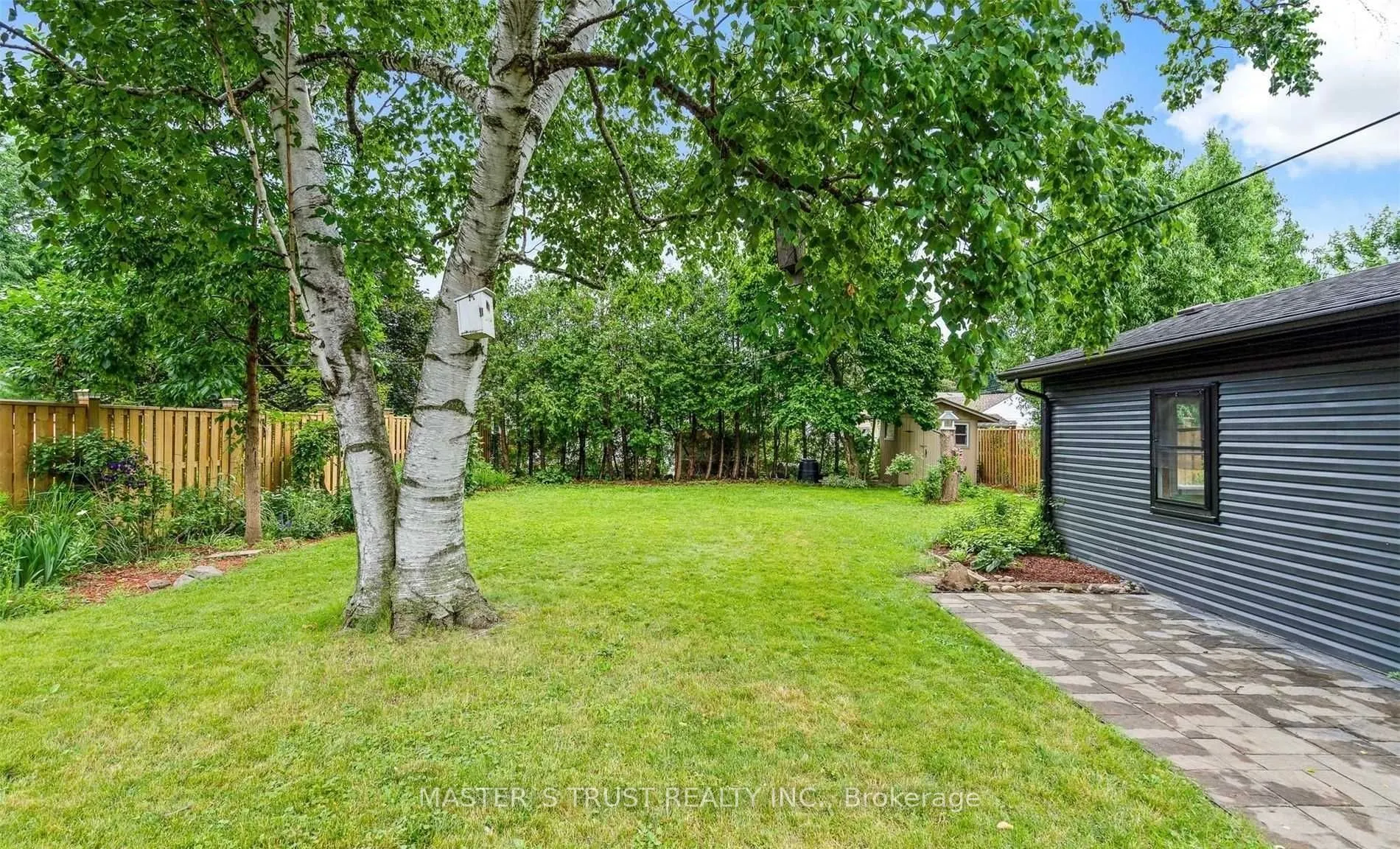 25 Spring garden Boulevard