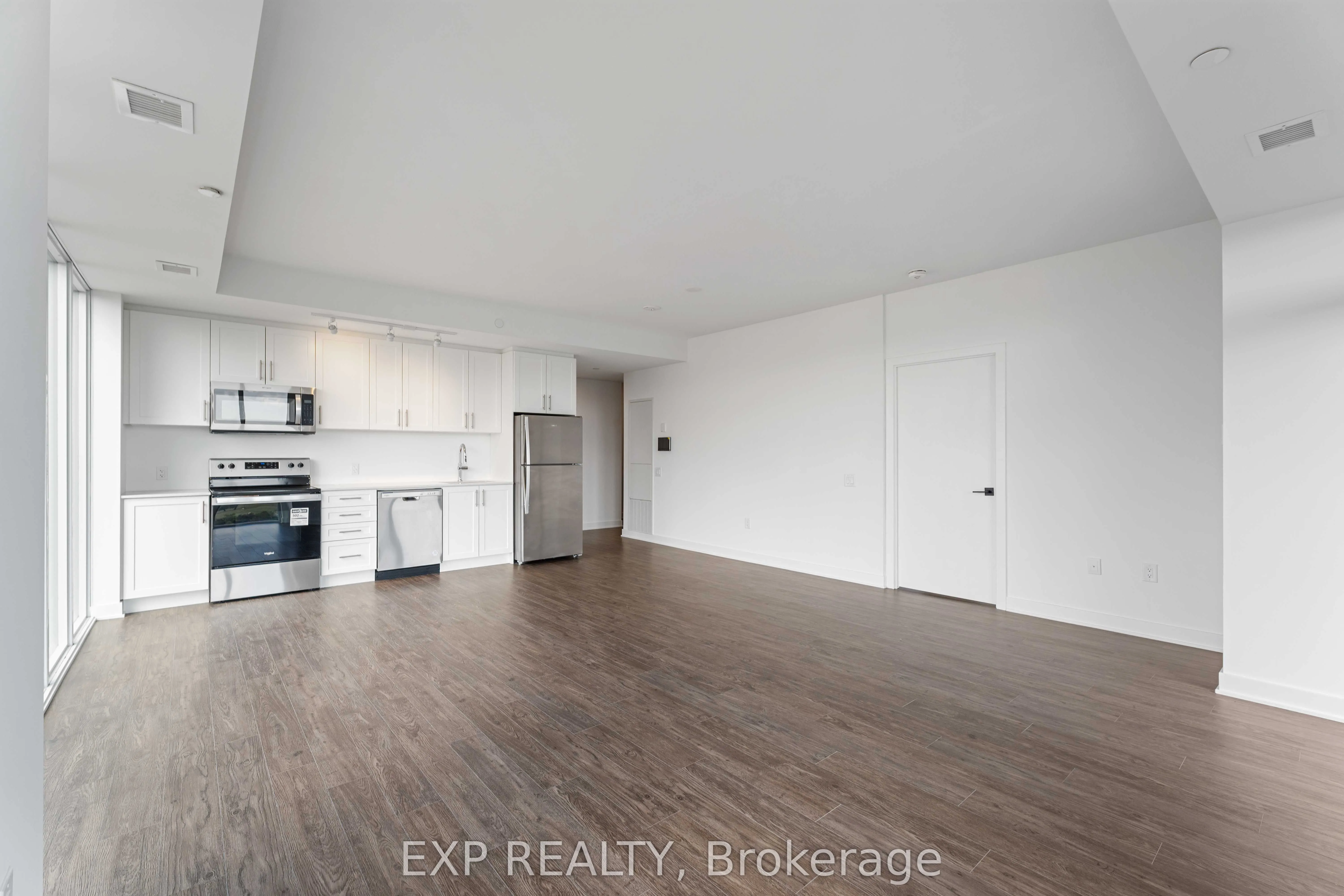 2782 Barton Street E, #1006