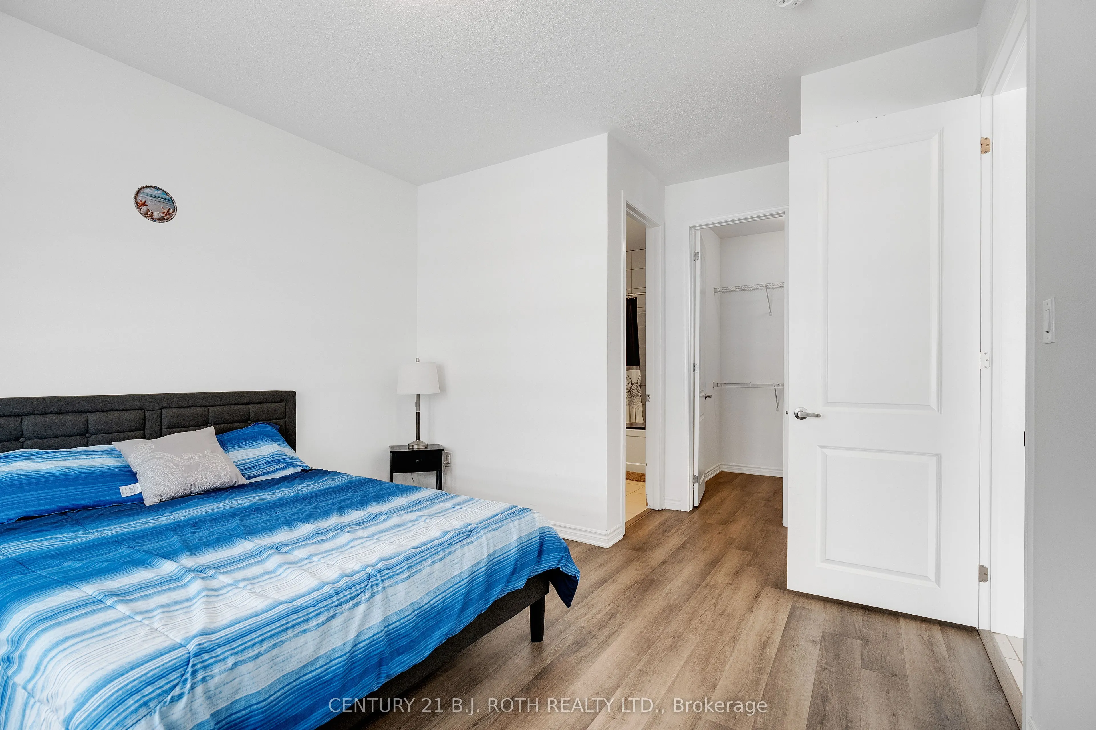 22 Dyer Crescent