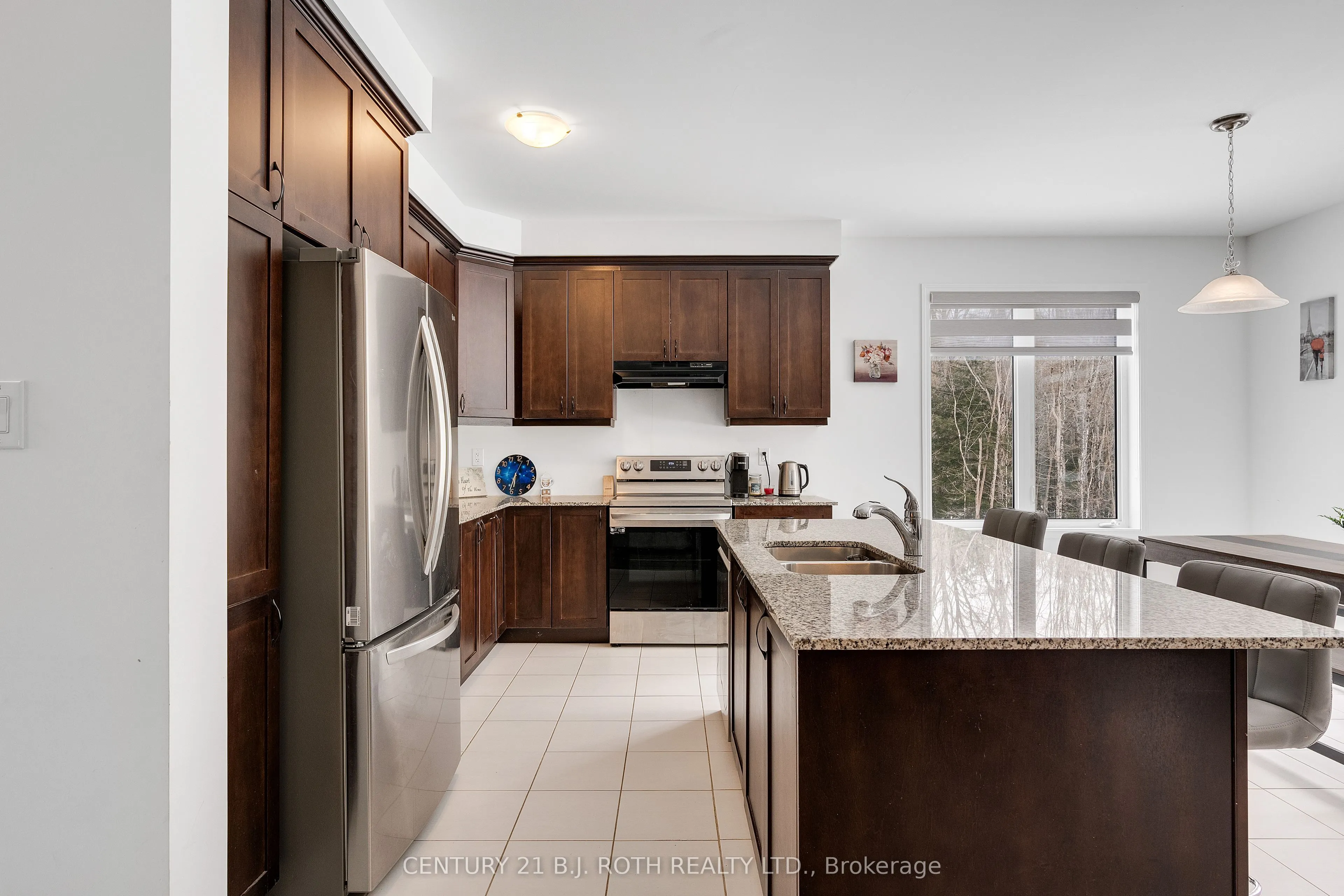 22 Dyer Crescent