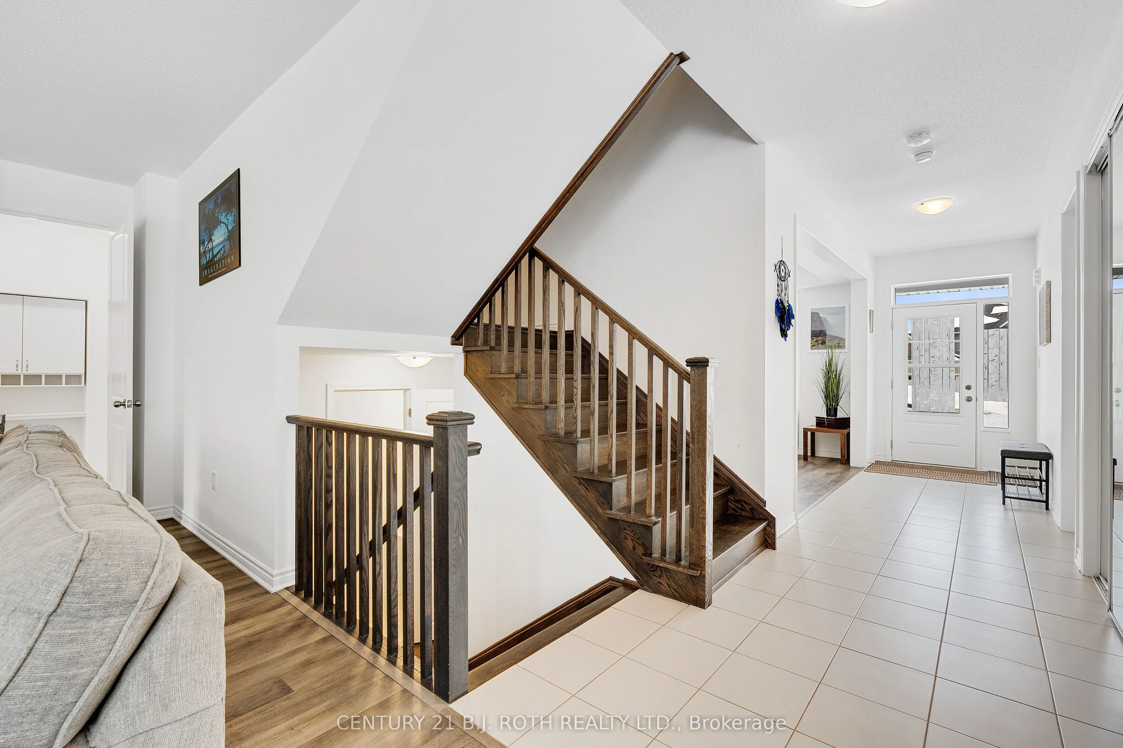 22 Dyer Crescent