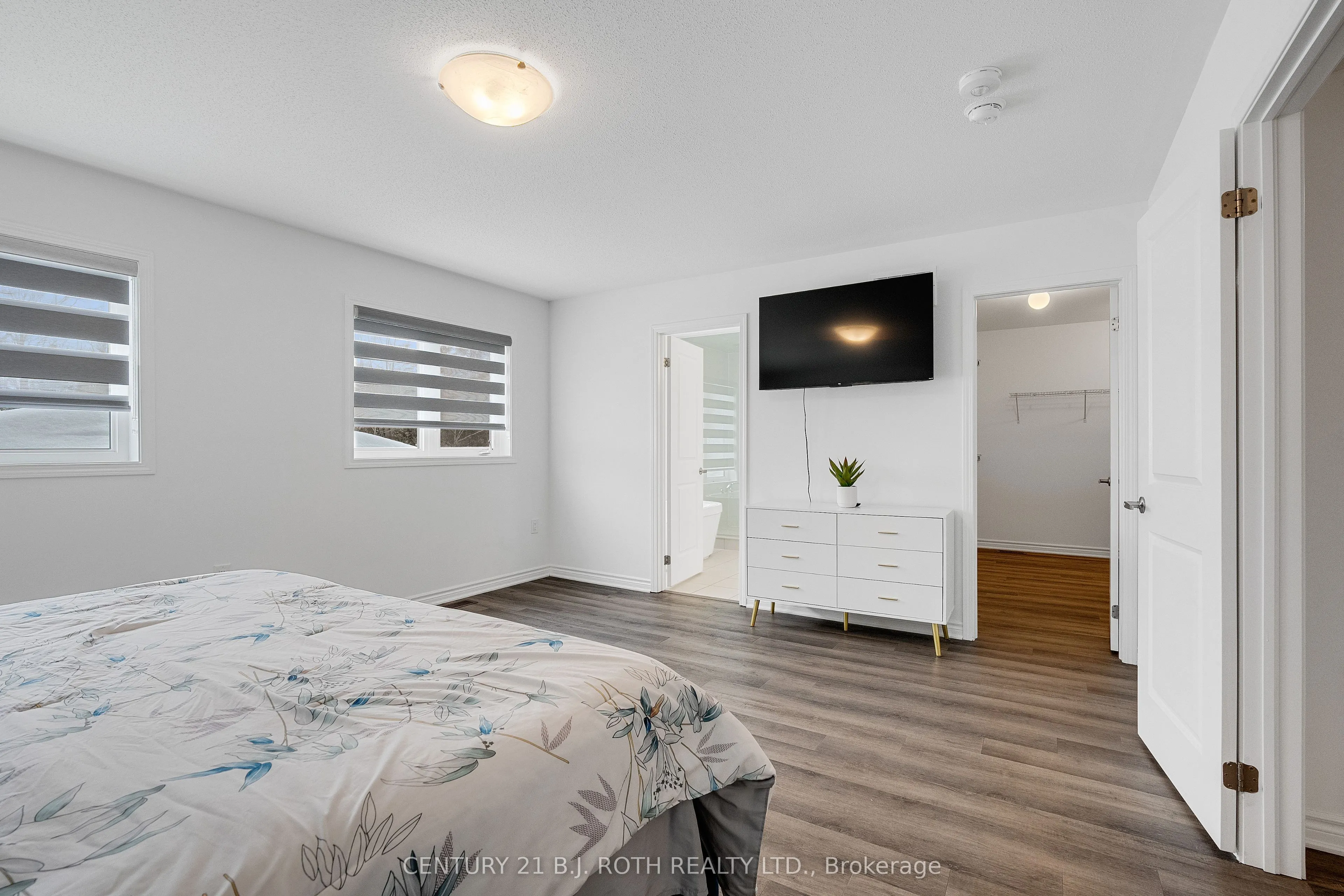 22 Dyer Crescent