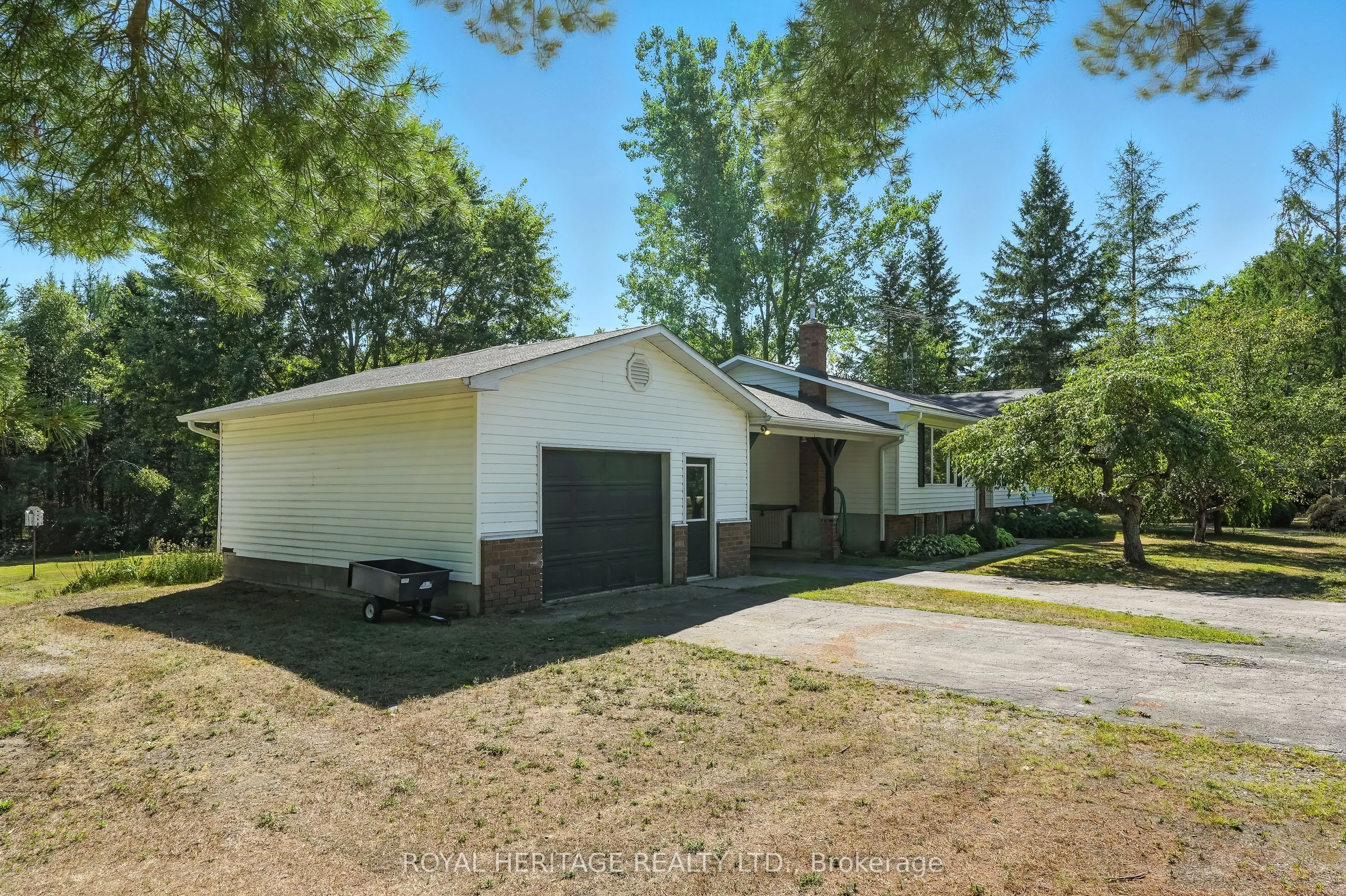 10050 Haliburton County Road 503 Road