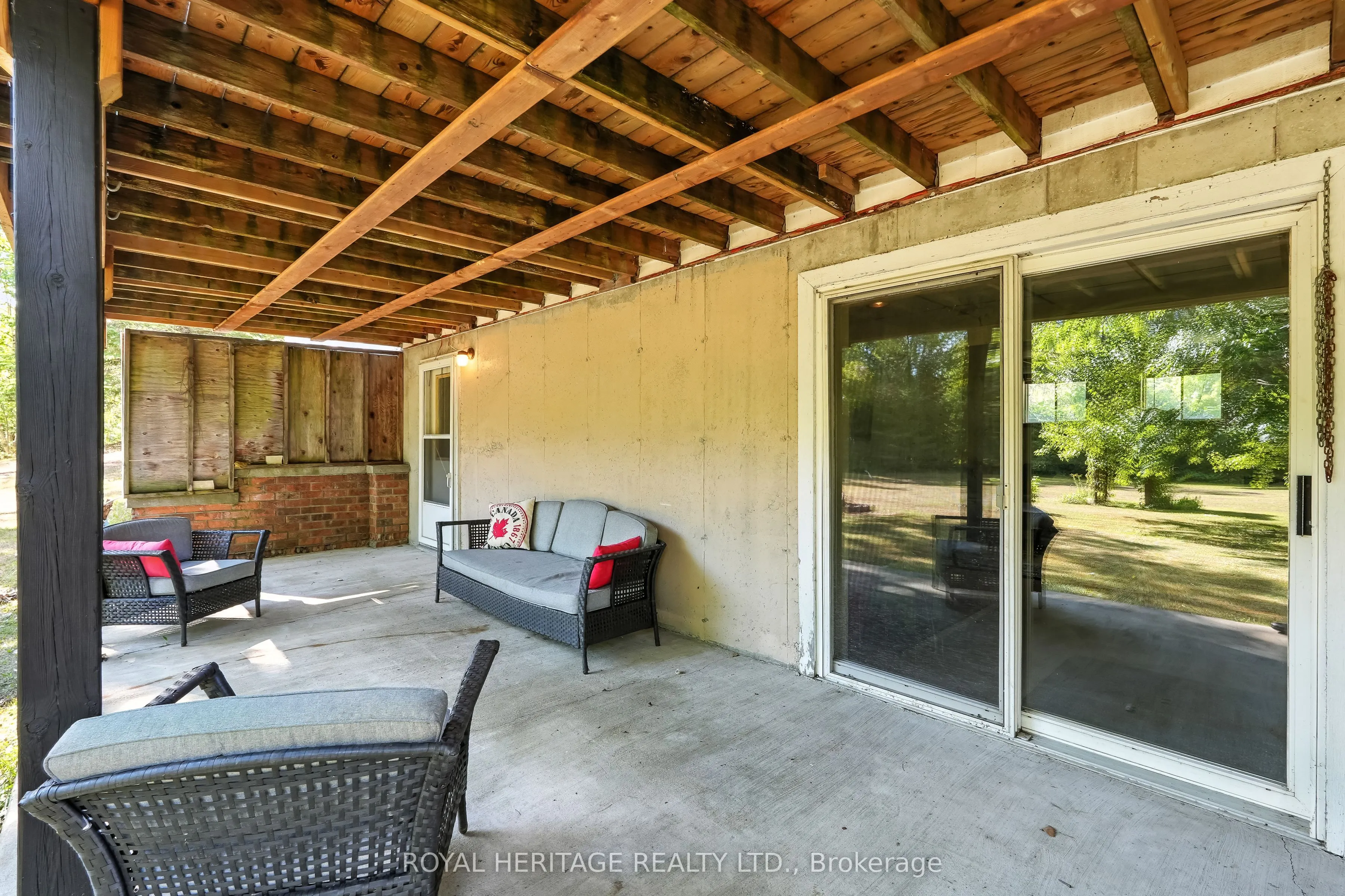 10050 Haliburton County Road 503 Road