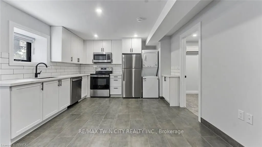 130 Elgin Street, ##1