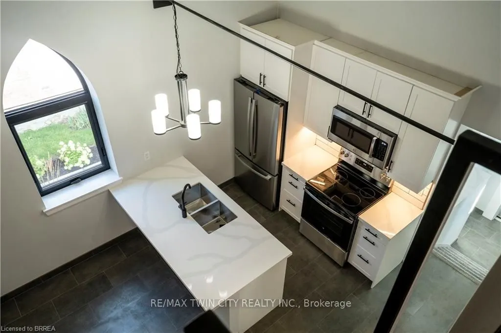 130 Elgin Street, ##4