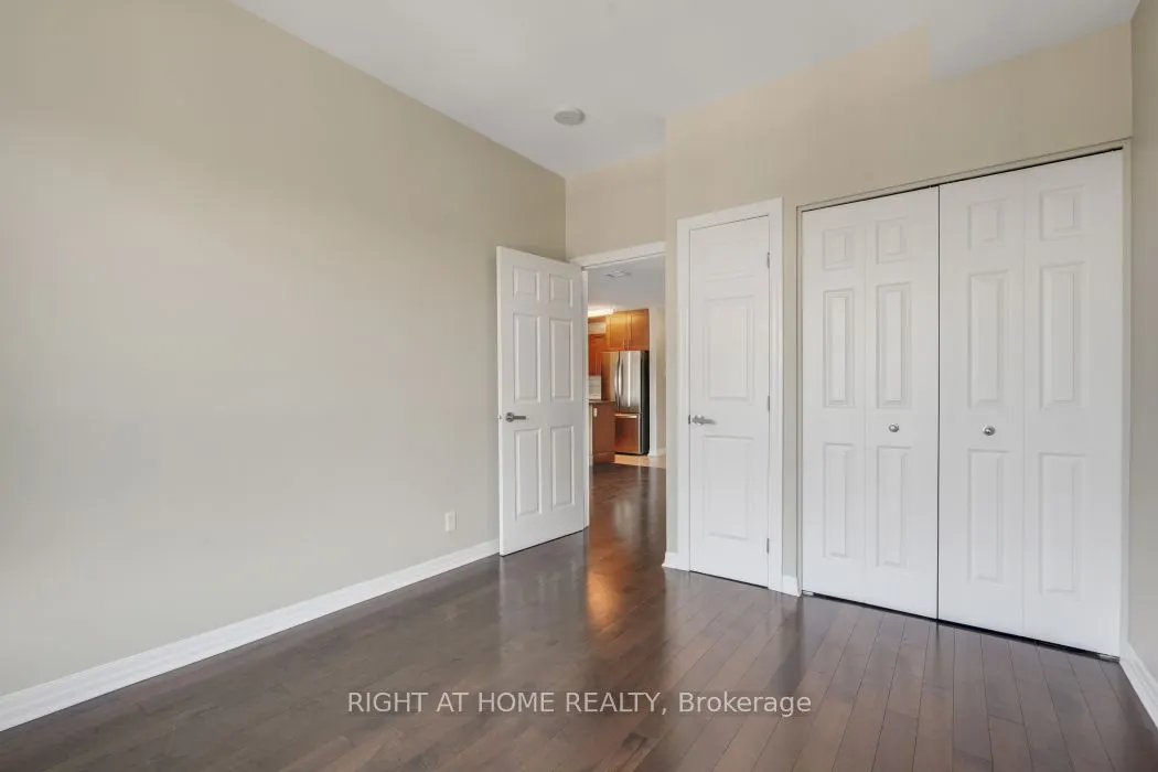 242 RIDEAU Street, #2802