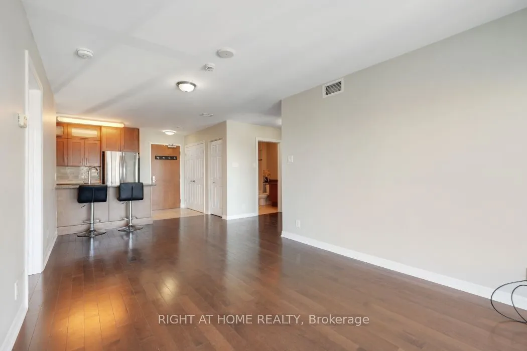 242 RIDEAU Street, #2802