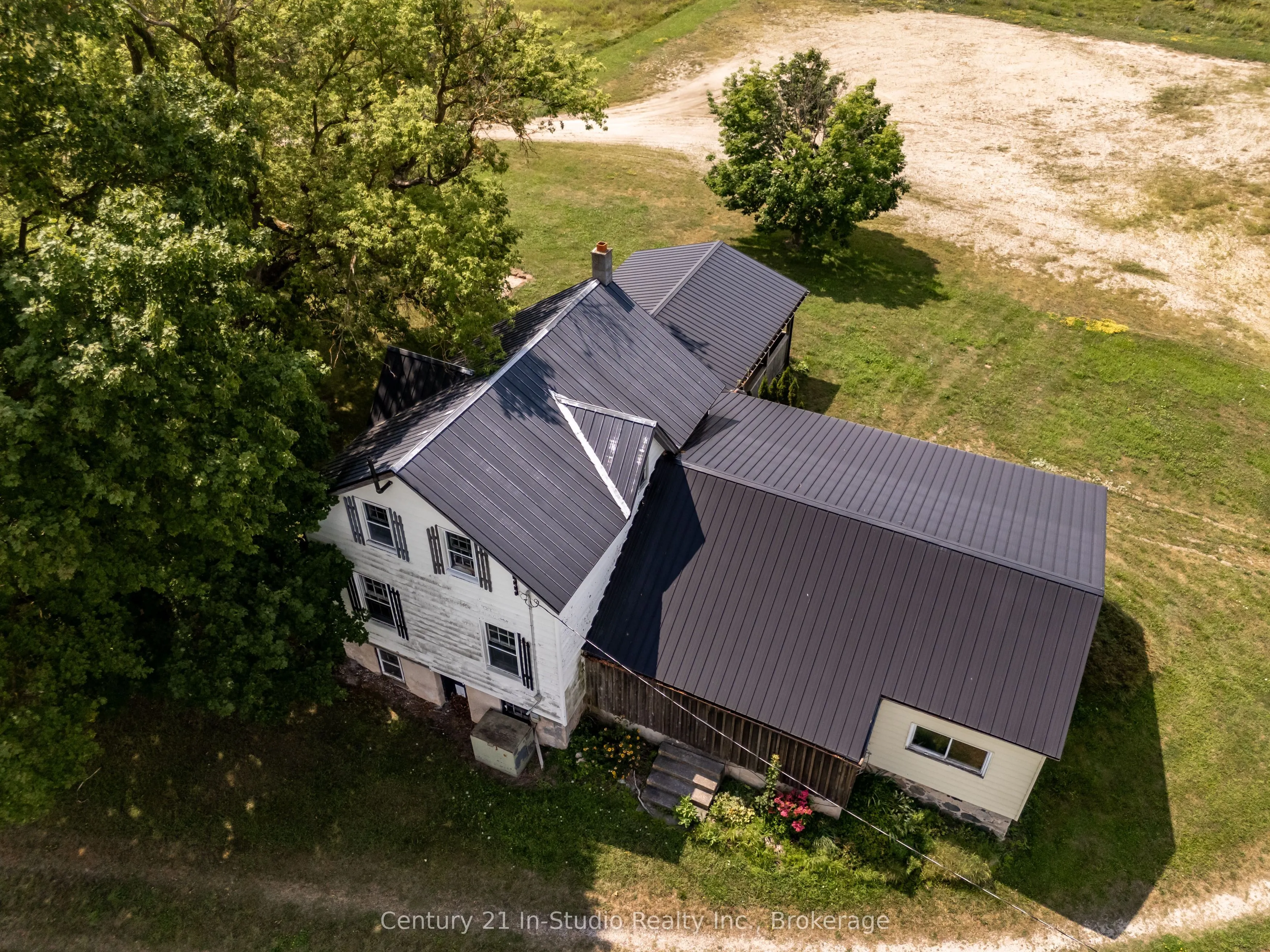 401345 Grey Road 4