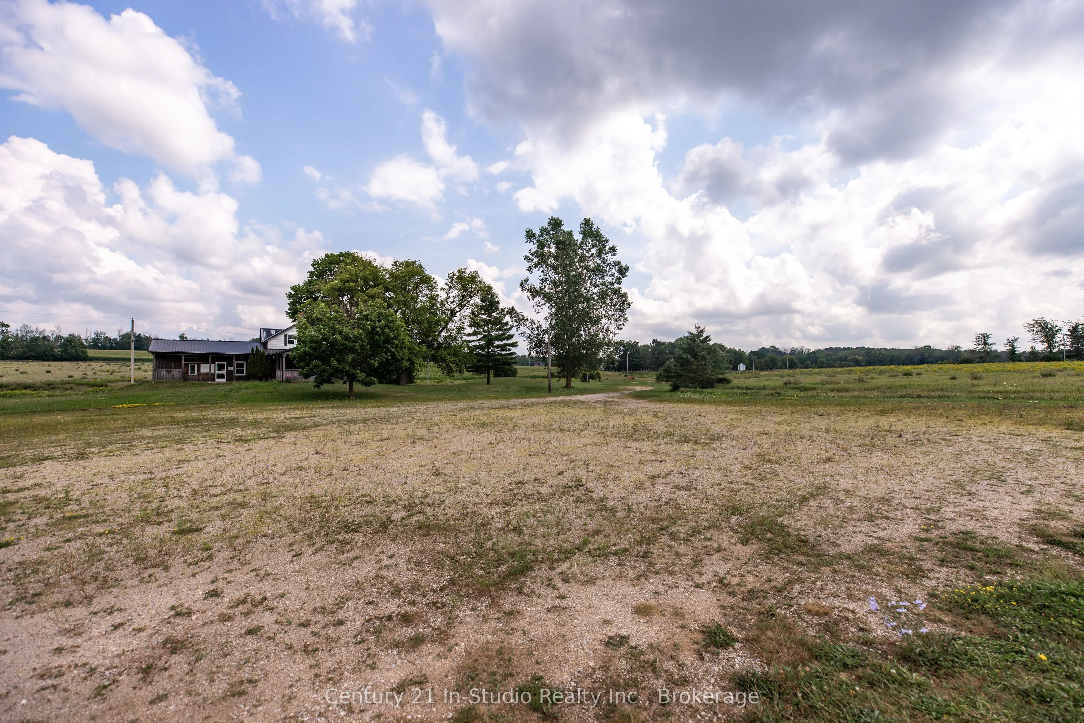 401345 Grey Road 4