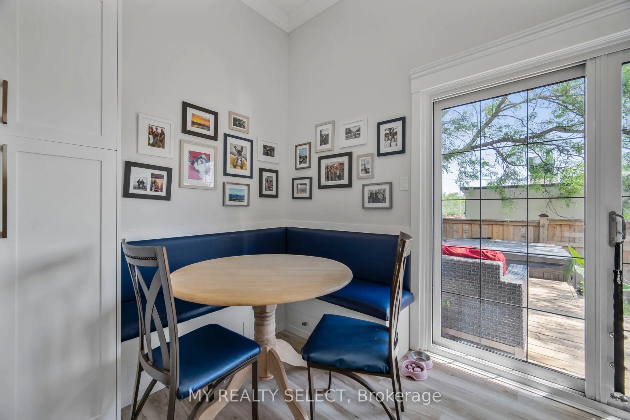 159 Sandringham Crescent, #16