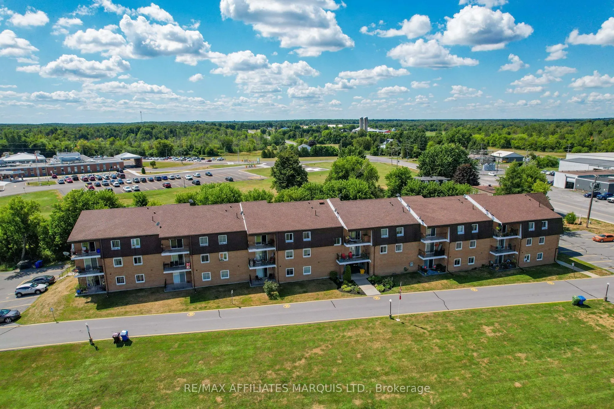 220 Kenyon Street W, #109