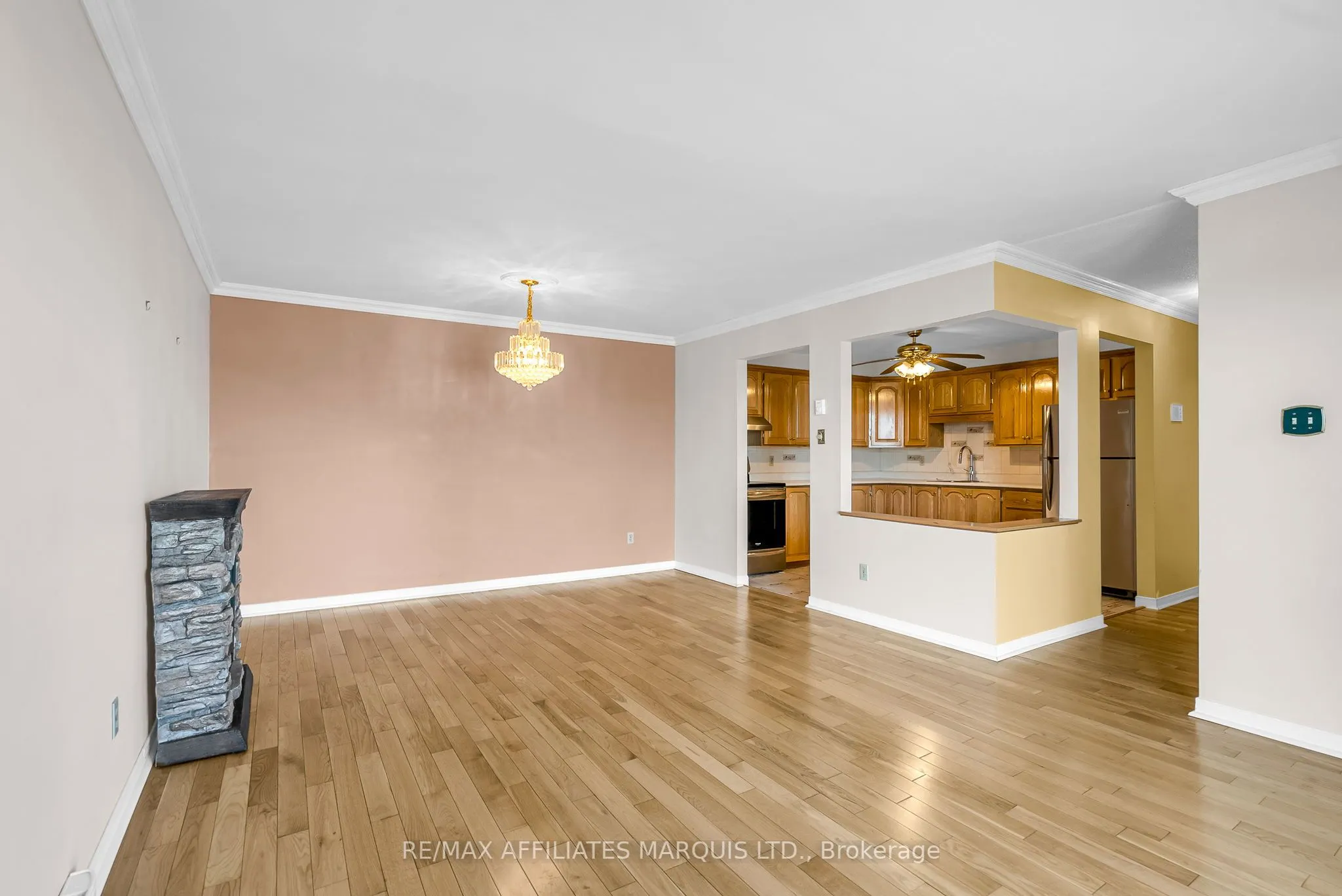 220 Kenyon Street W, #109