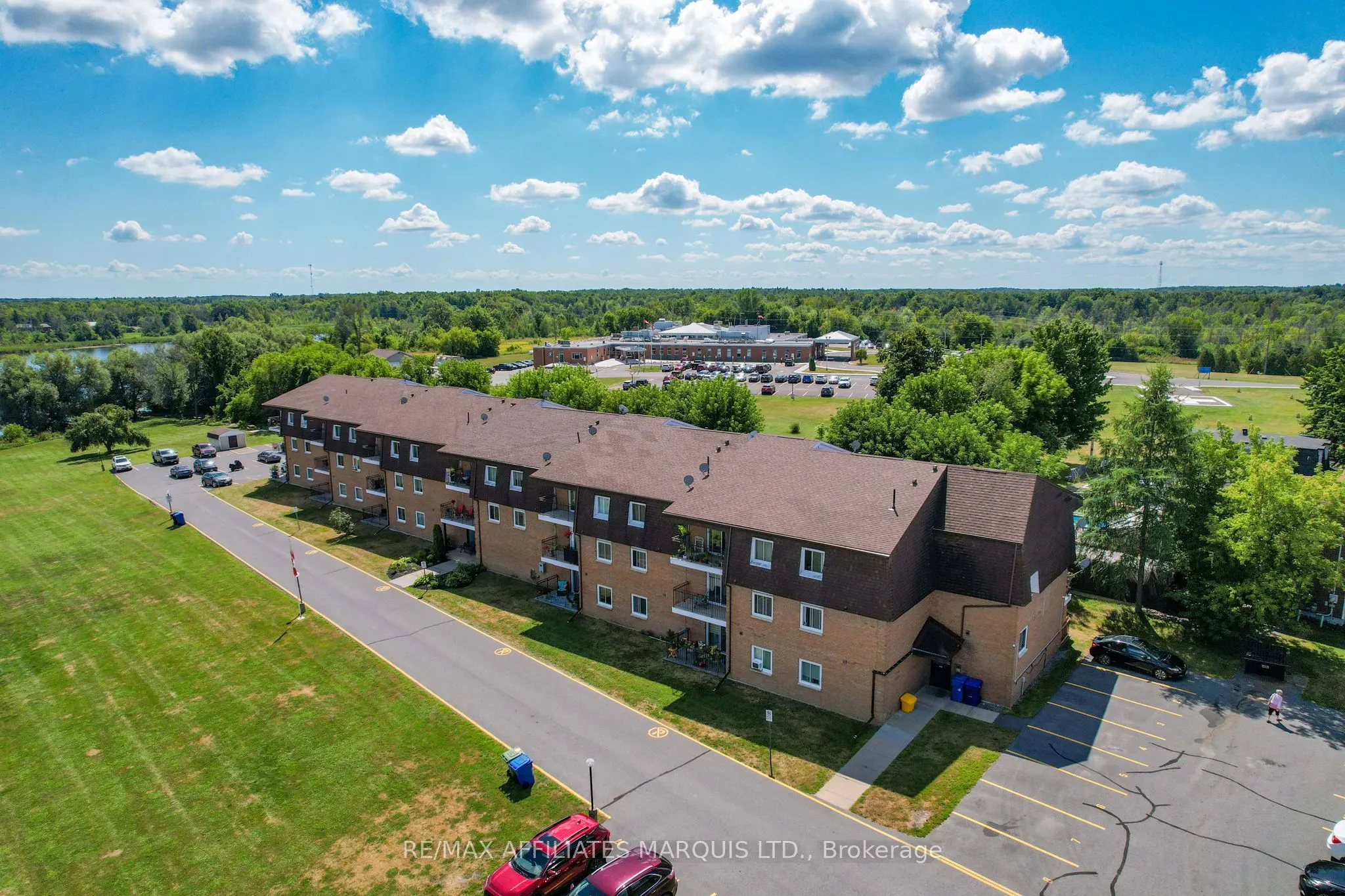 220 Kenyon Street W, #109