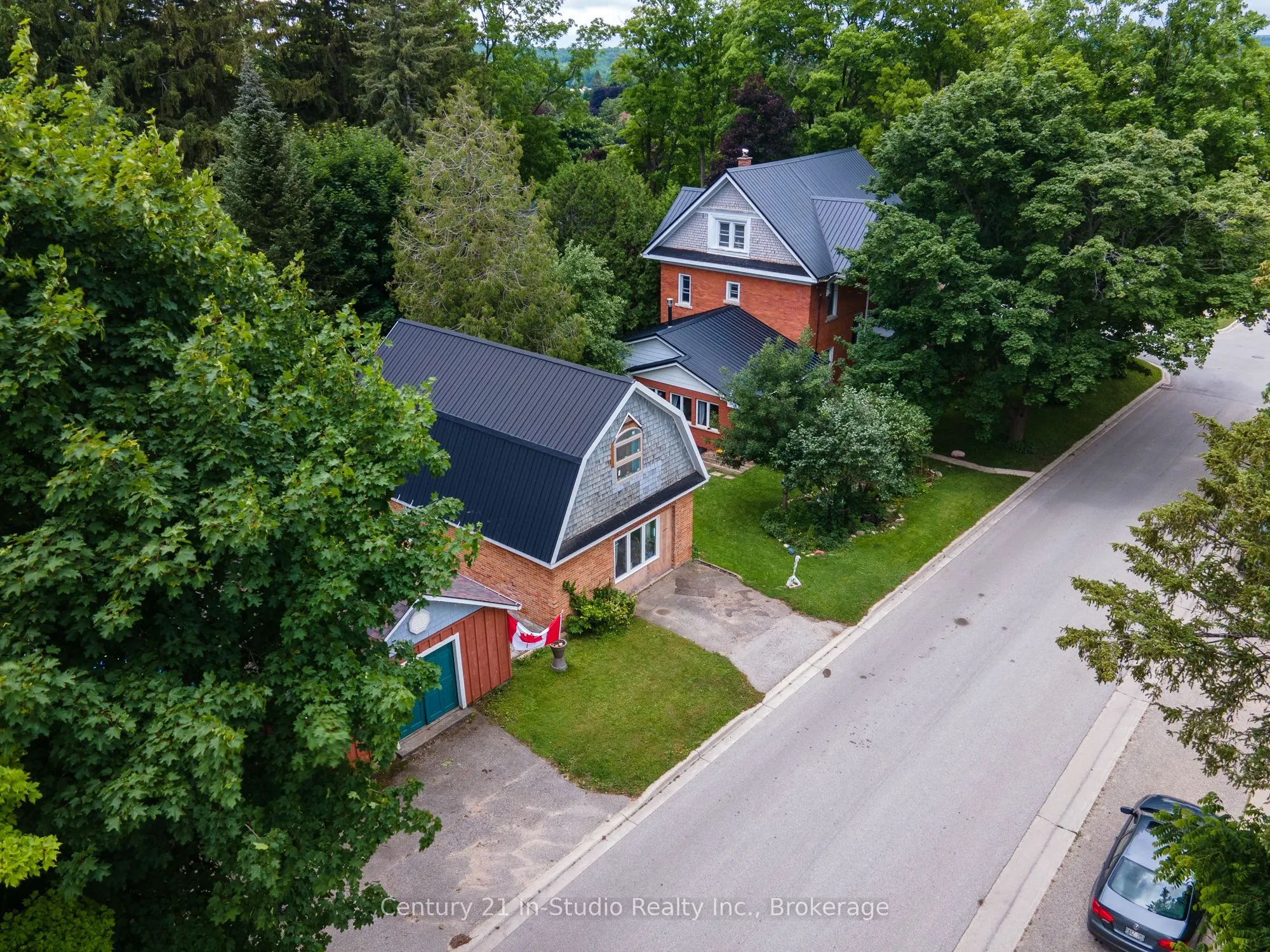 45 Mark Street W