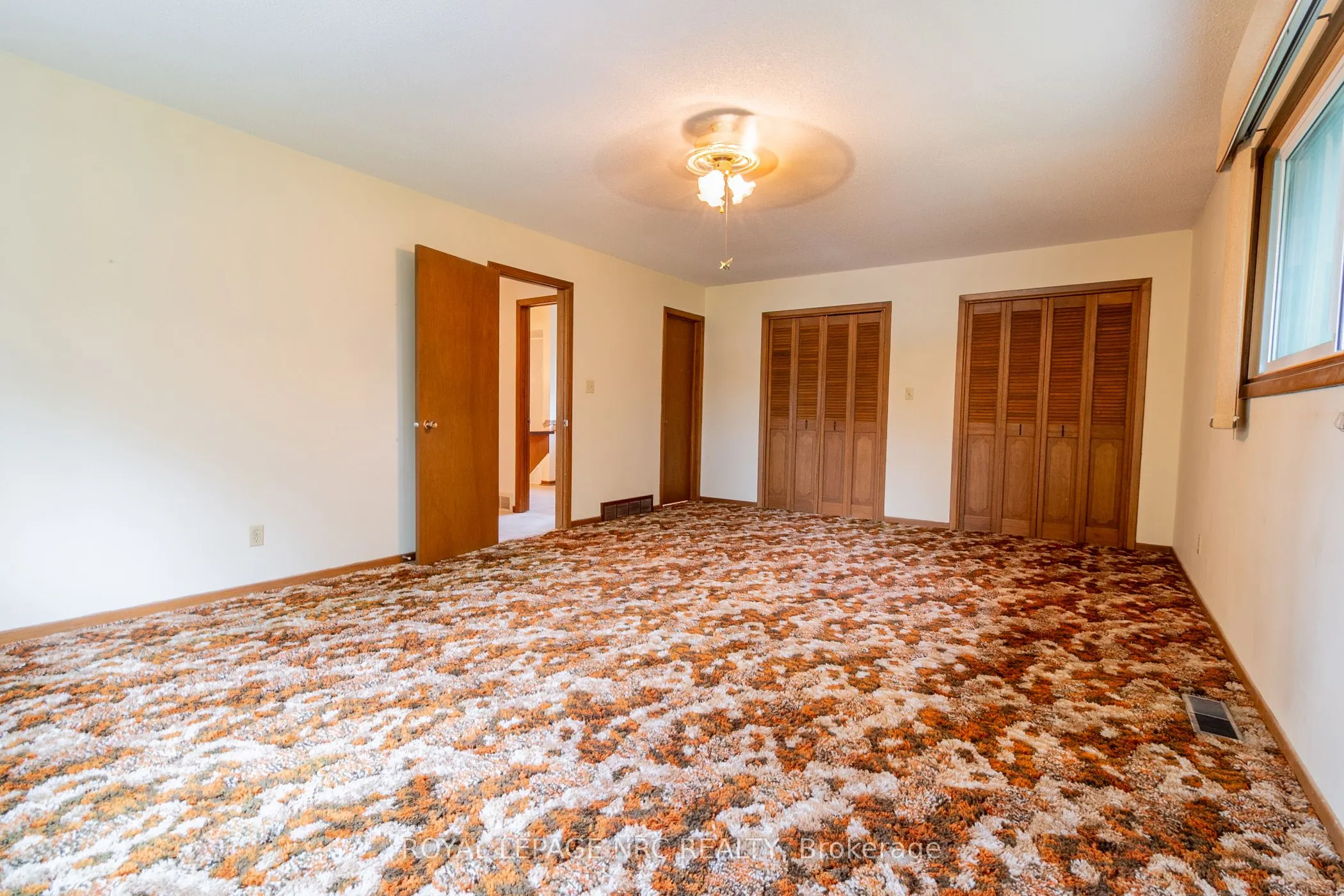 11680 Burnaby Road