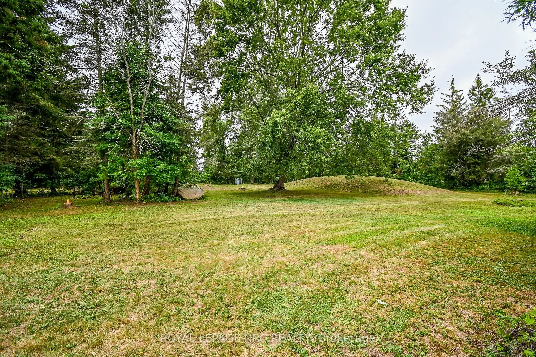 11680 Burnaby Road