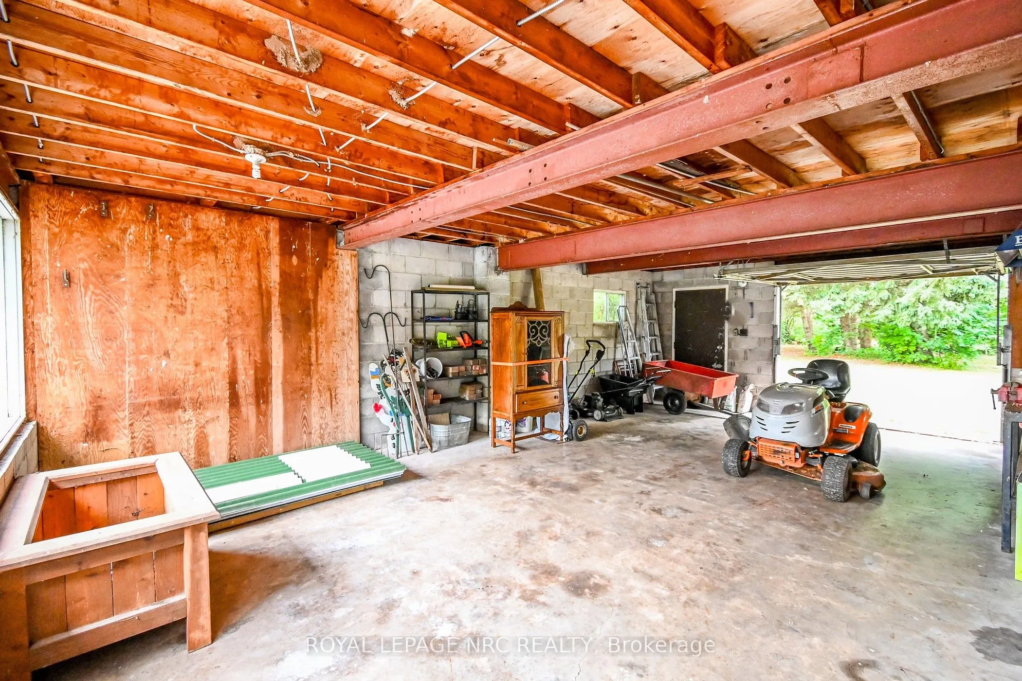 11680 Burnaby Road