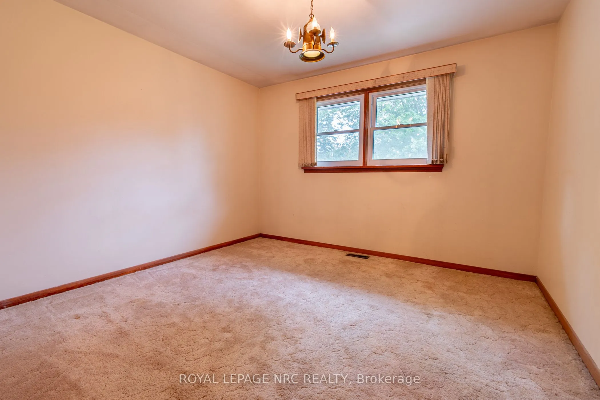11680 Burnaby Road