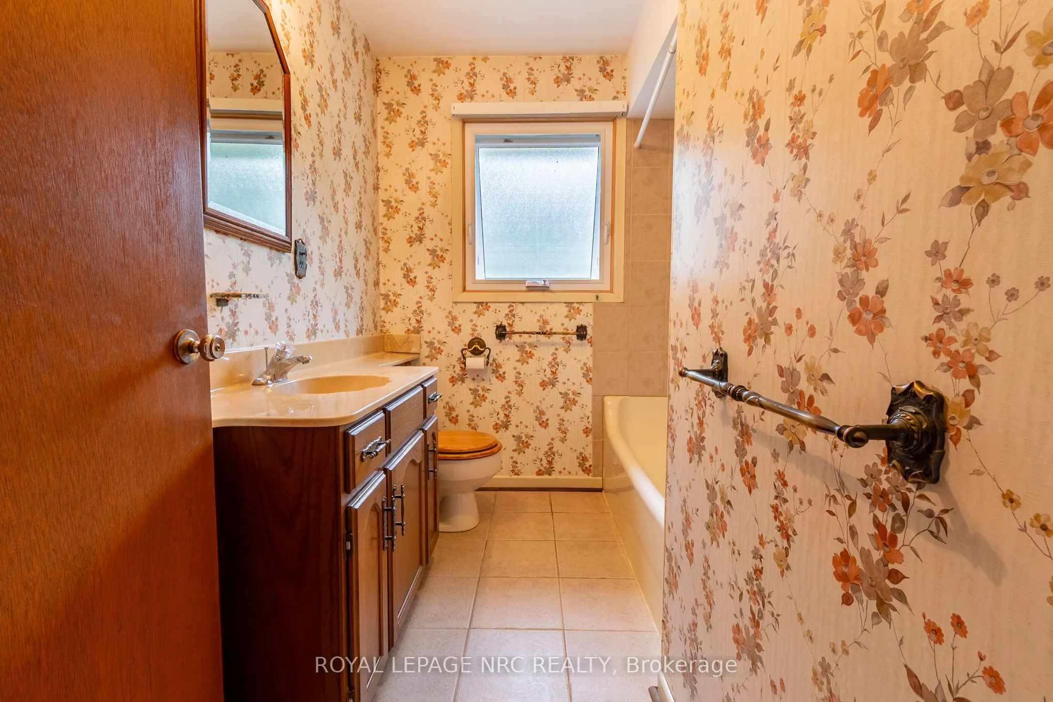 11680 Burnaby Road