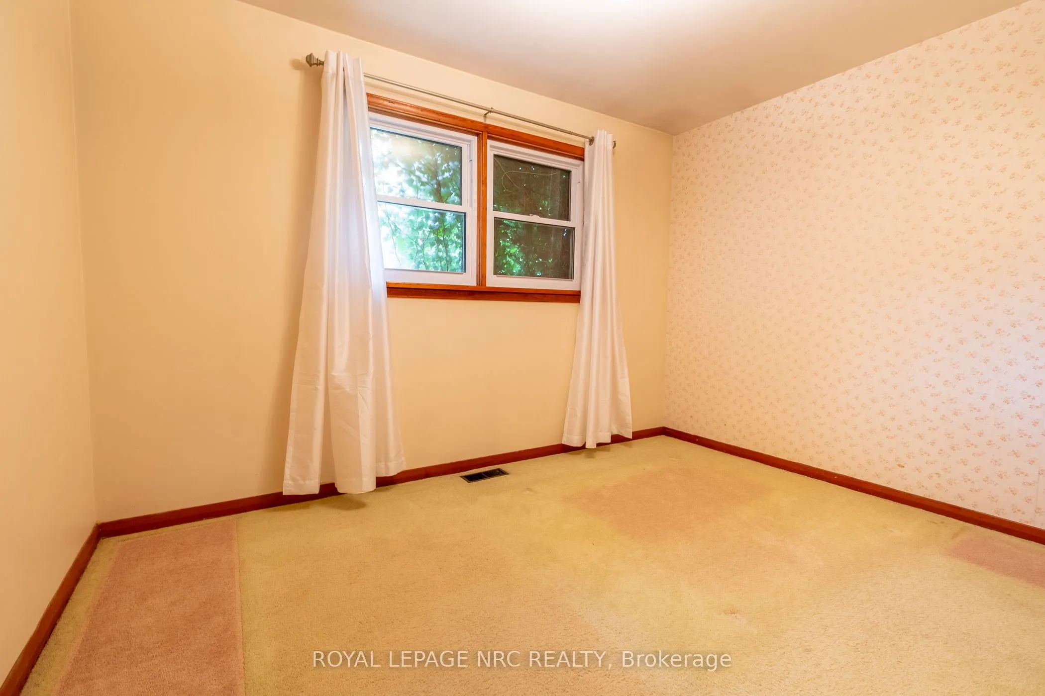 11680 Burnaby Road