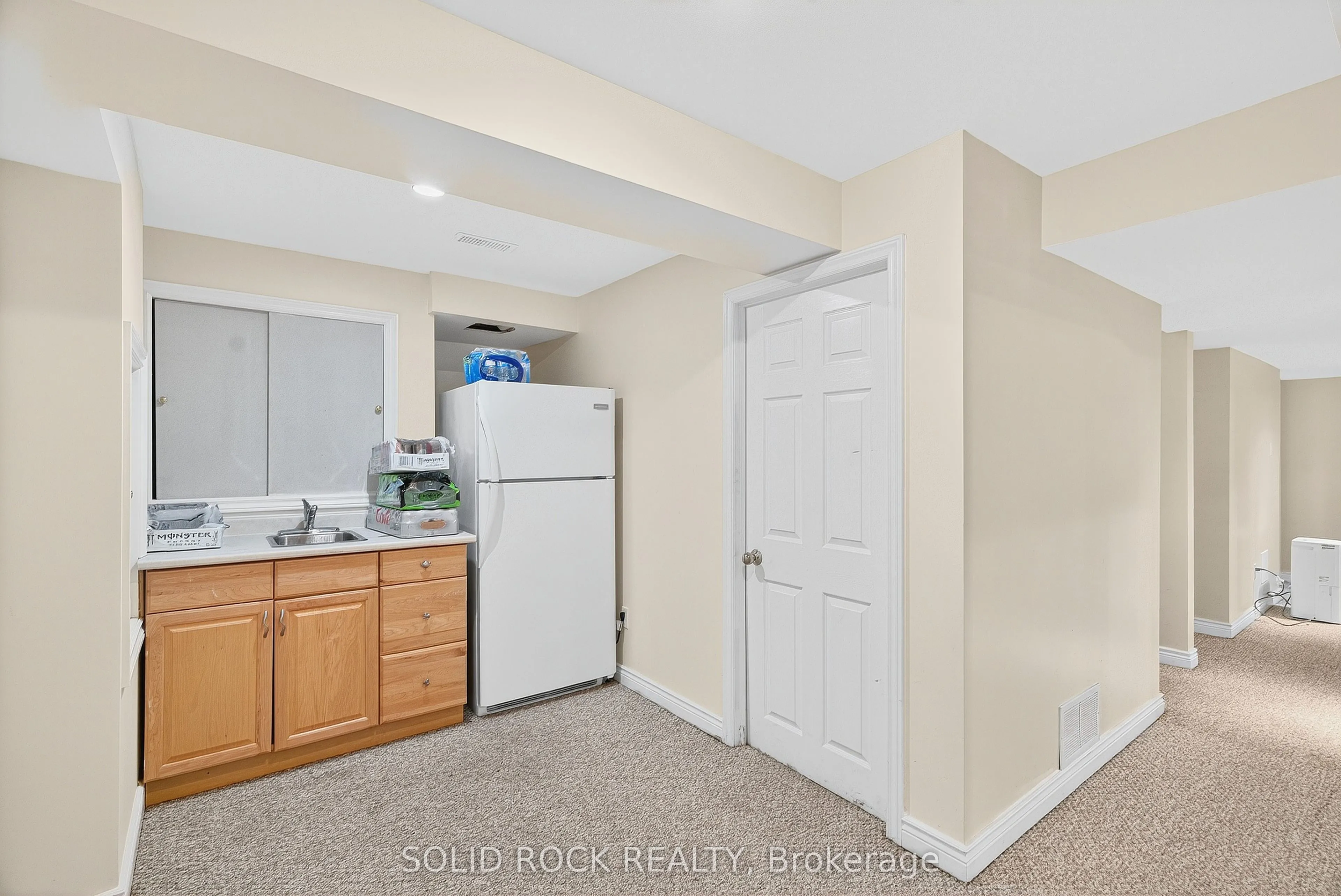 30 Kenins Crescent