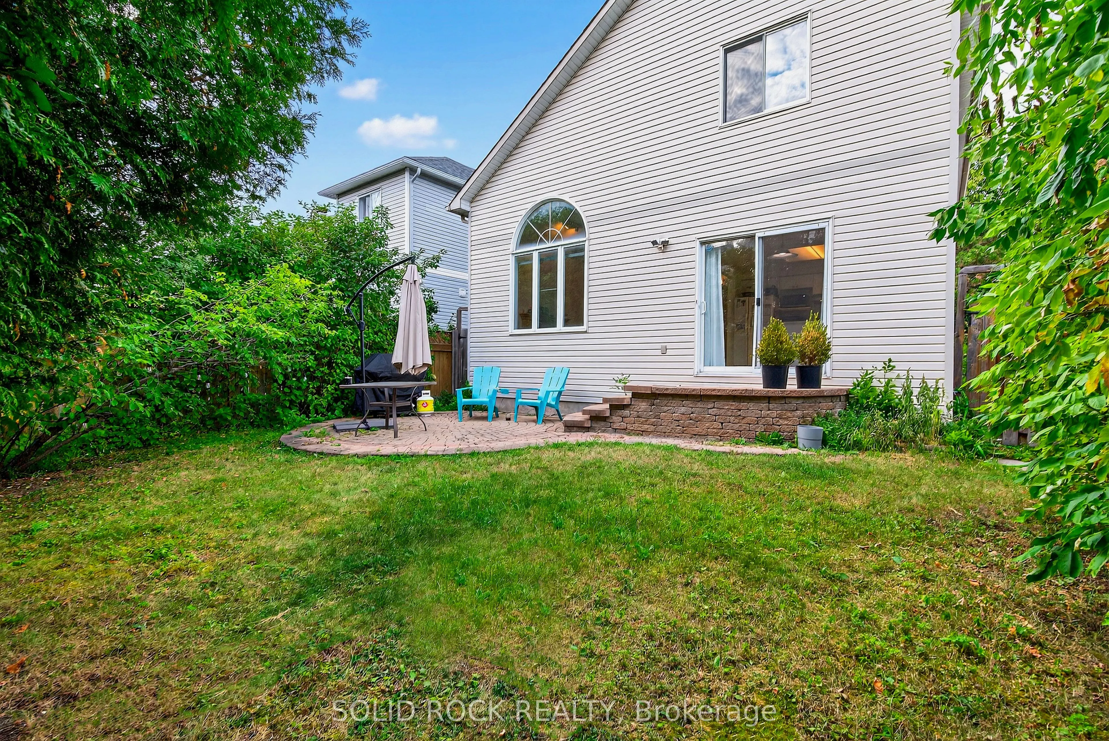 30 Kenins Crescent