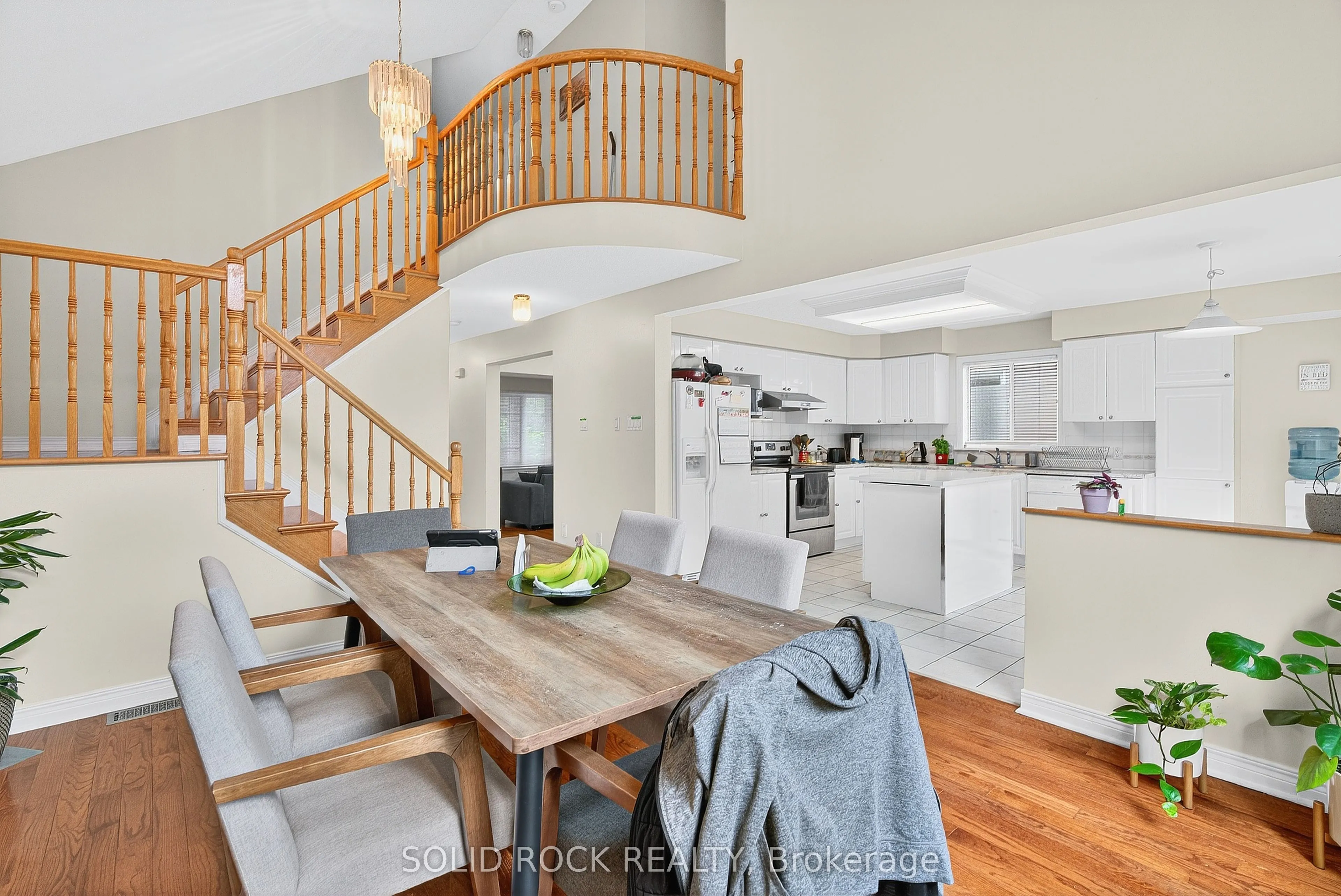 30 Kenins Crescent