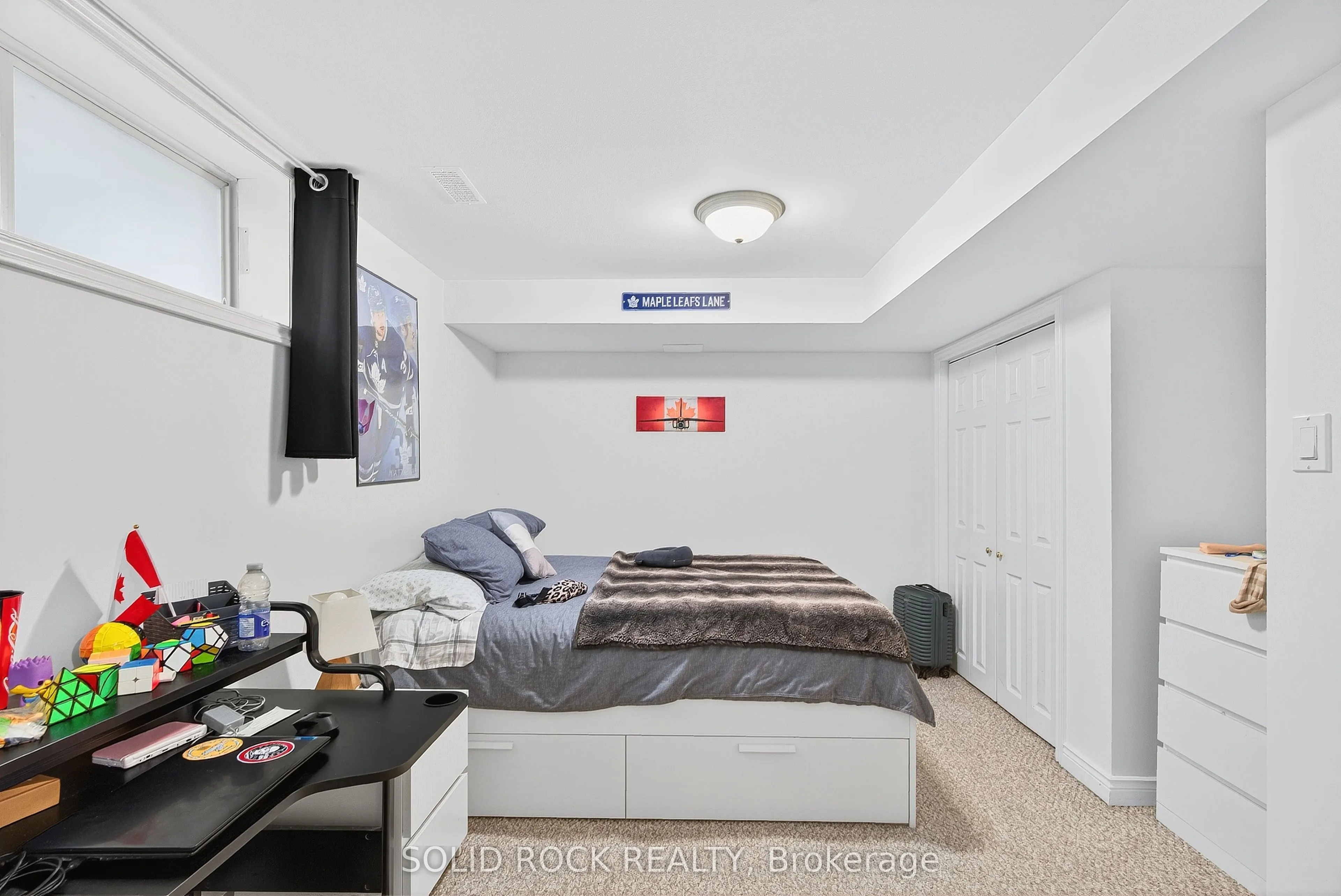 30 Kenins Crescent