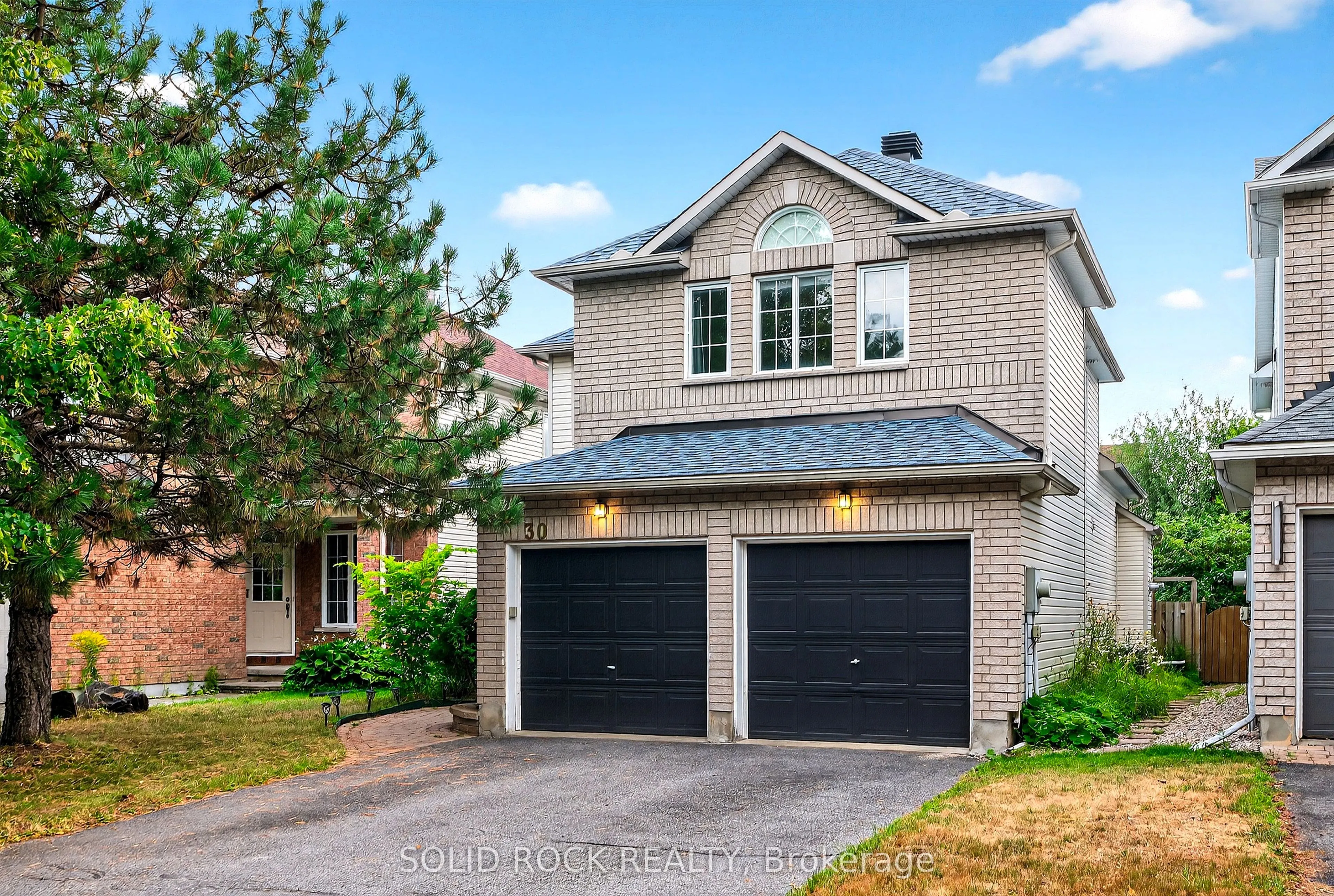 30 Kenins Crescent