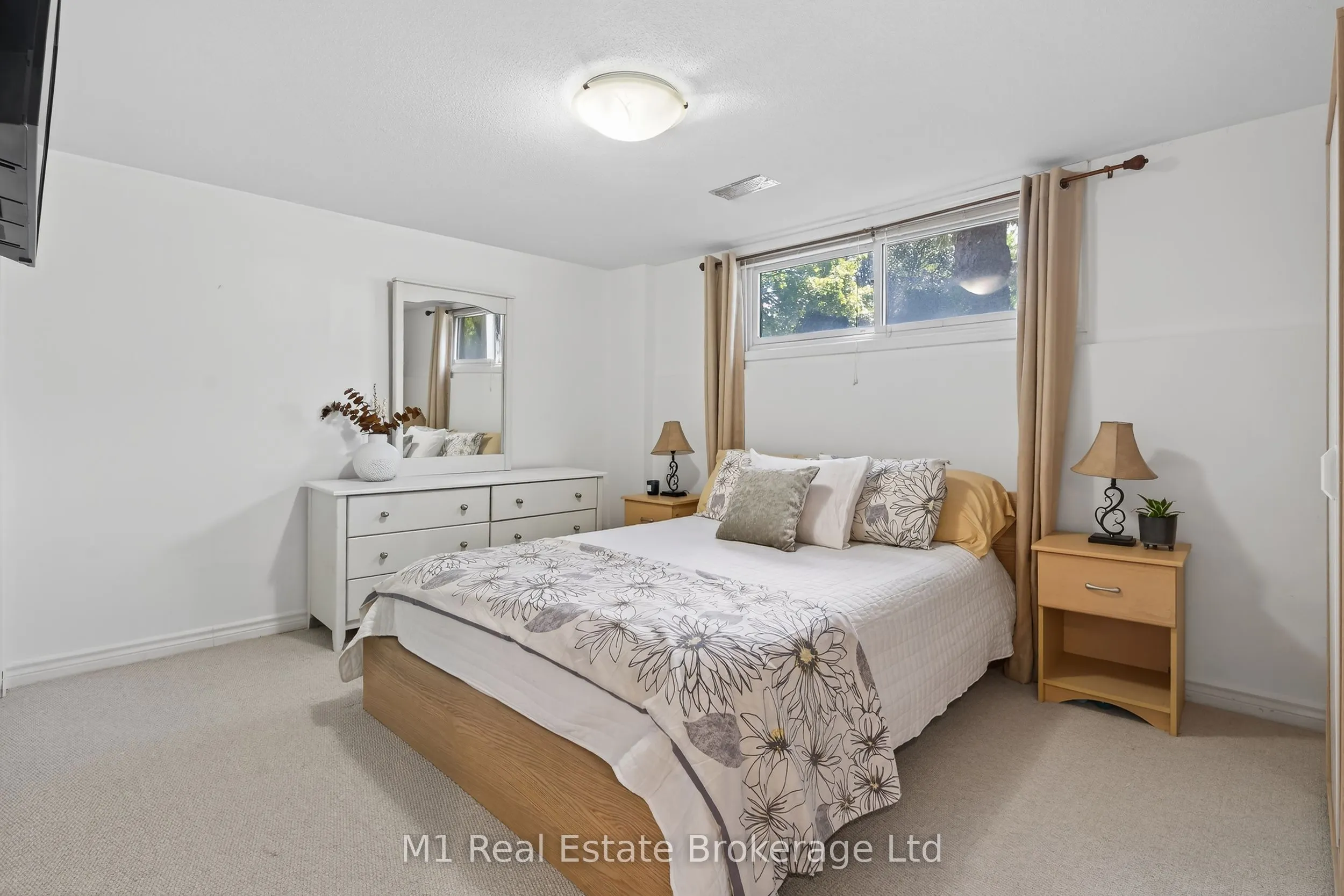91 Rhonda Road