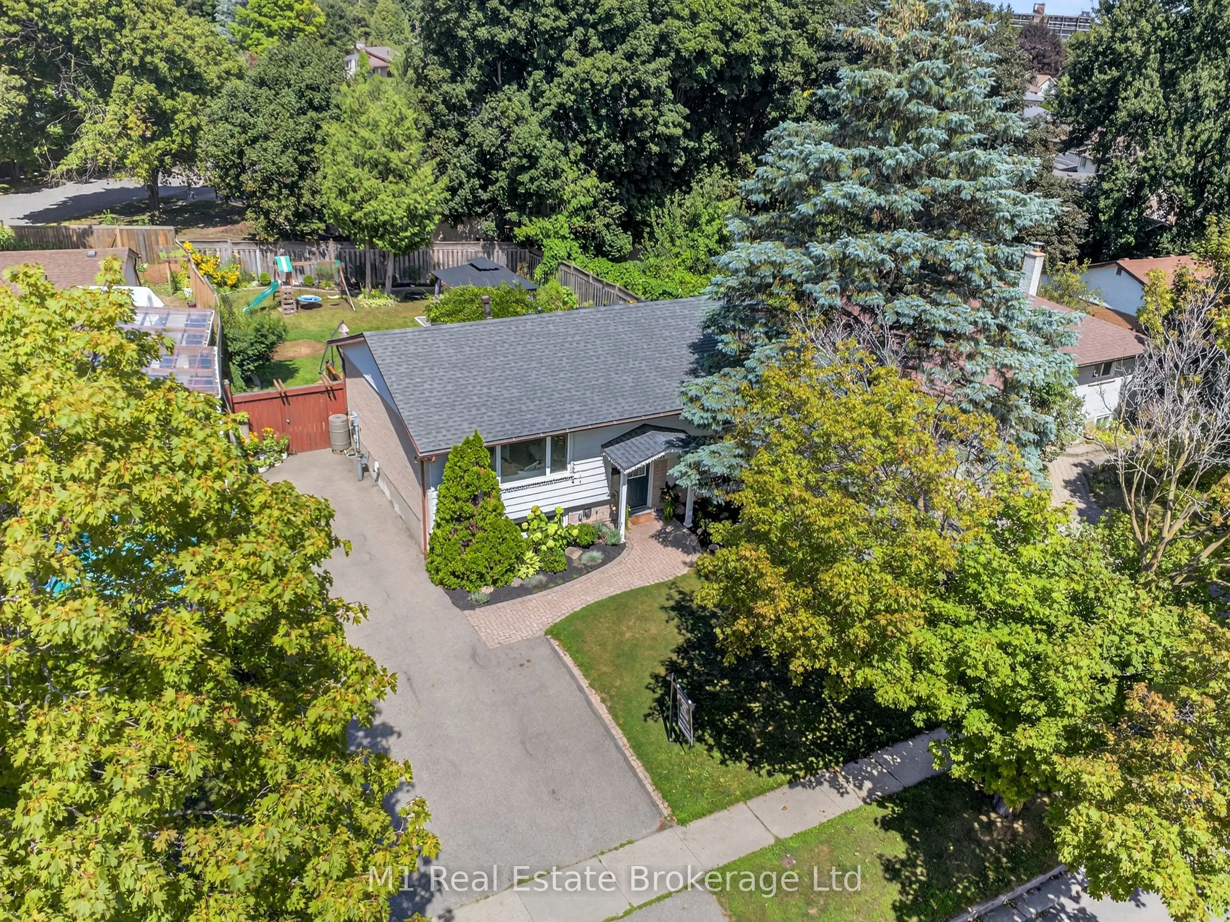 91 Rhonda Road