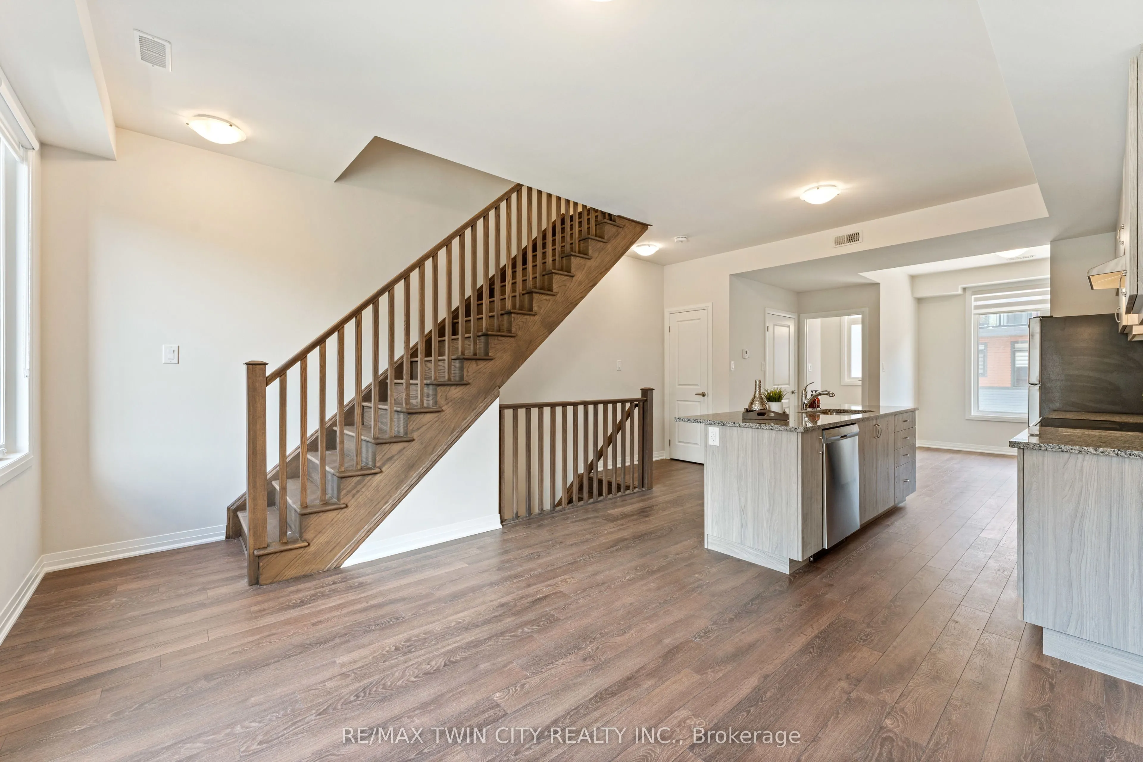 2 Willow Street, #49