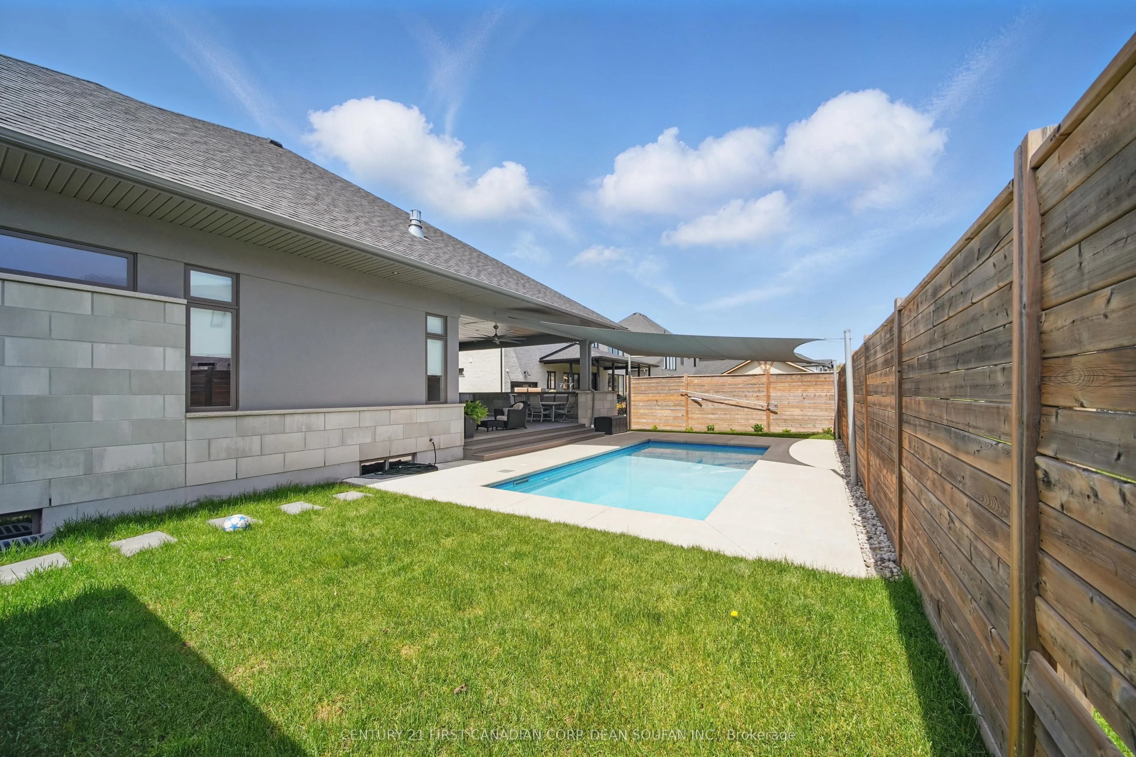 3478 Silverleaf Chase