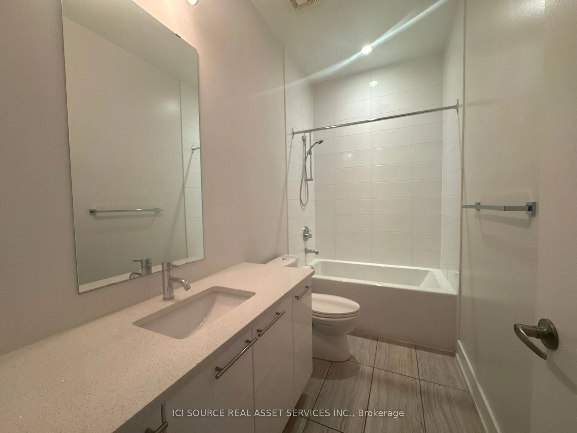 360 Patricia Avenue Road, #105