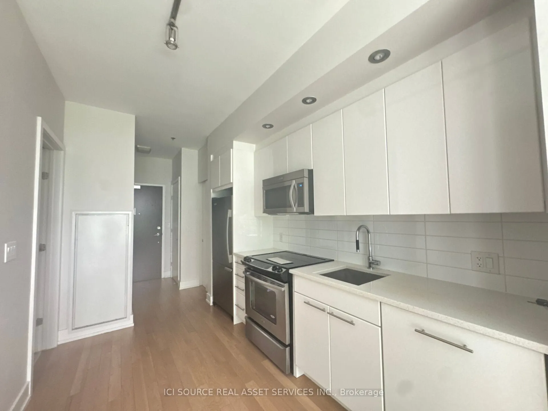 360 Patricia Avenue Road, #105