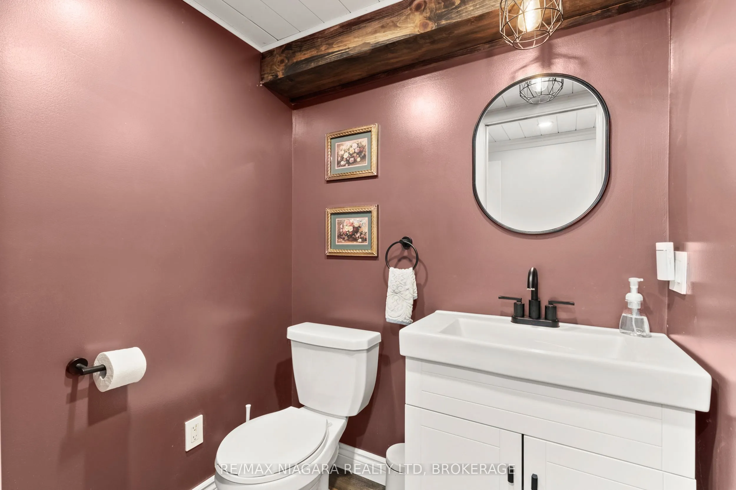 10408 Lakeshore Road