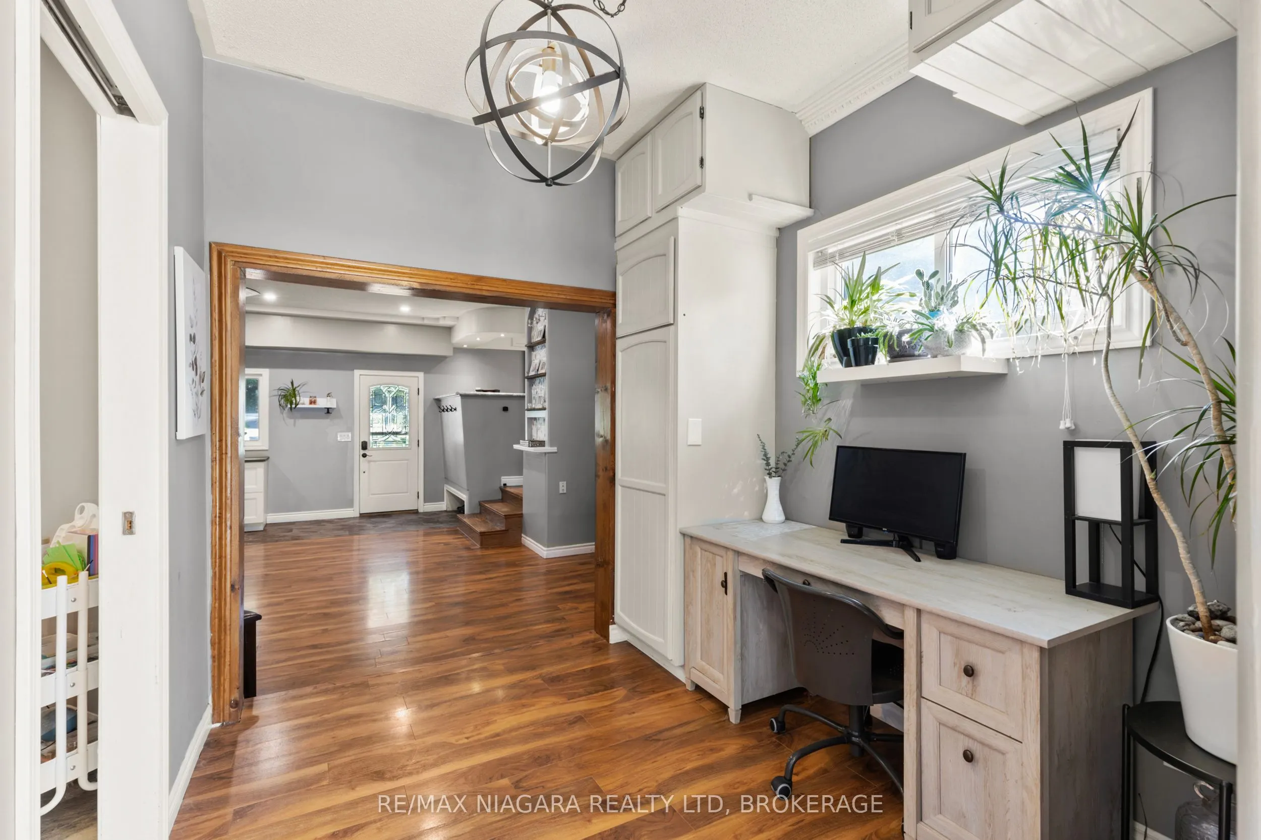 10408 Lakeshore Road