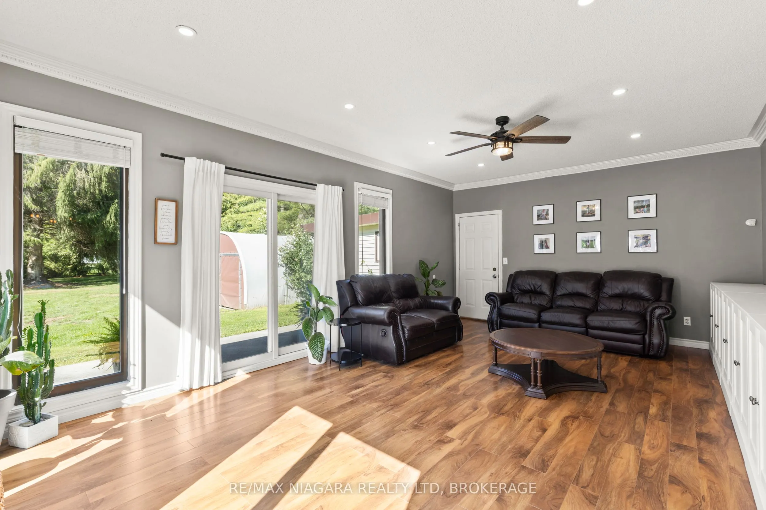 10408 Lakeshore Road